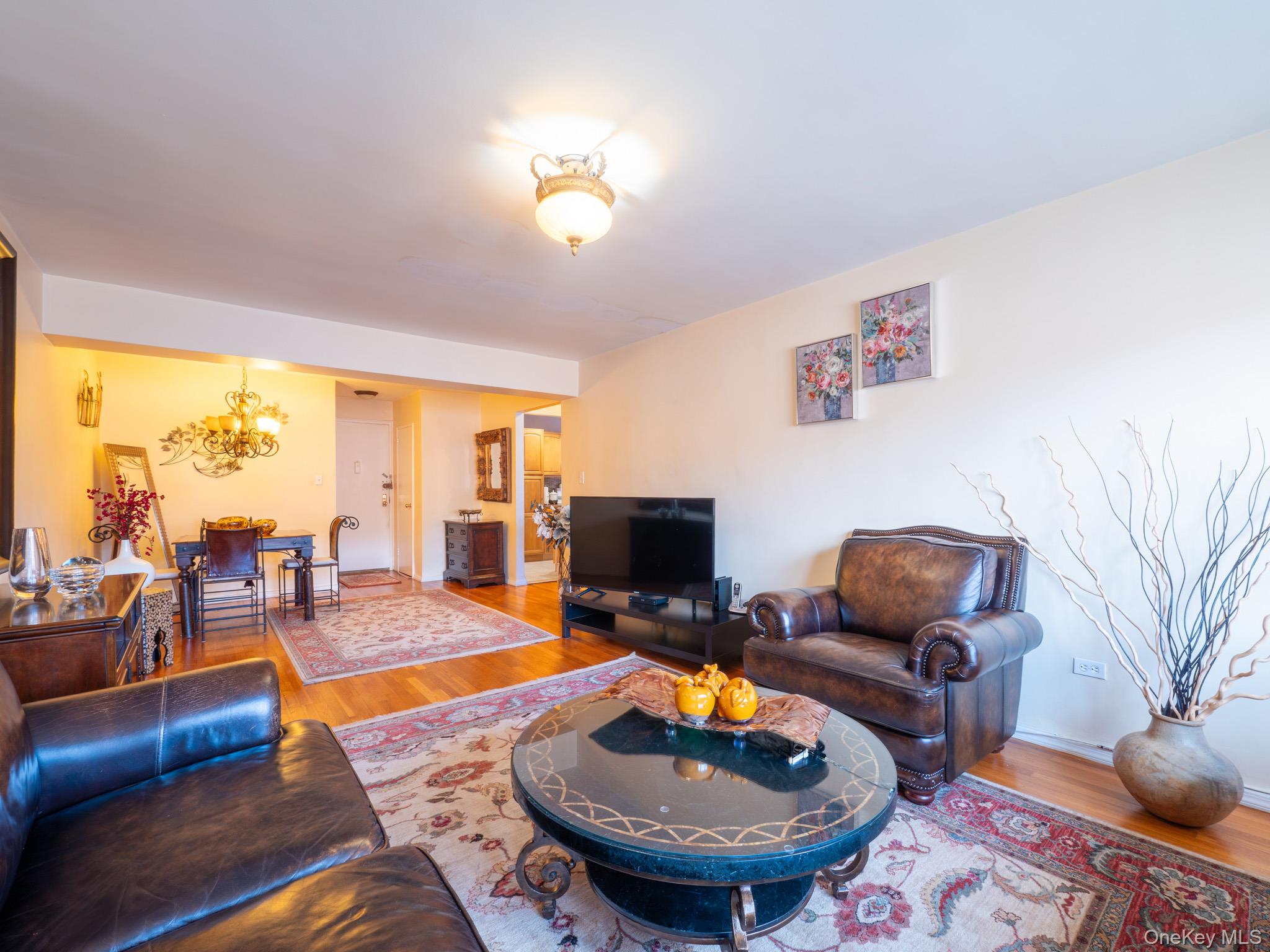 110-15 71 Road, Unit 6K photo 8