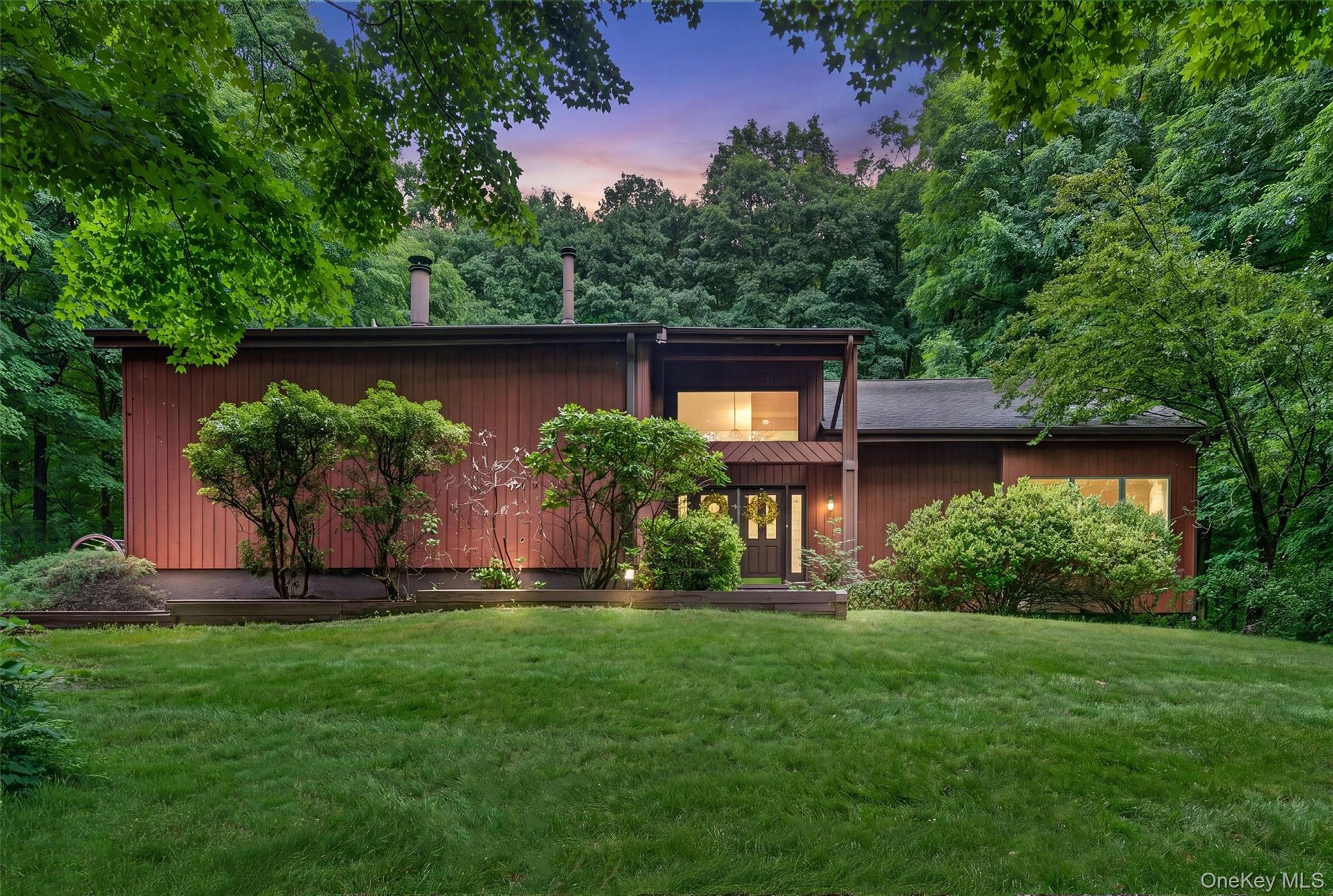 1 Tenny Lane – For Sale