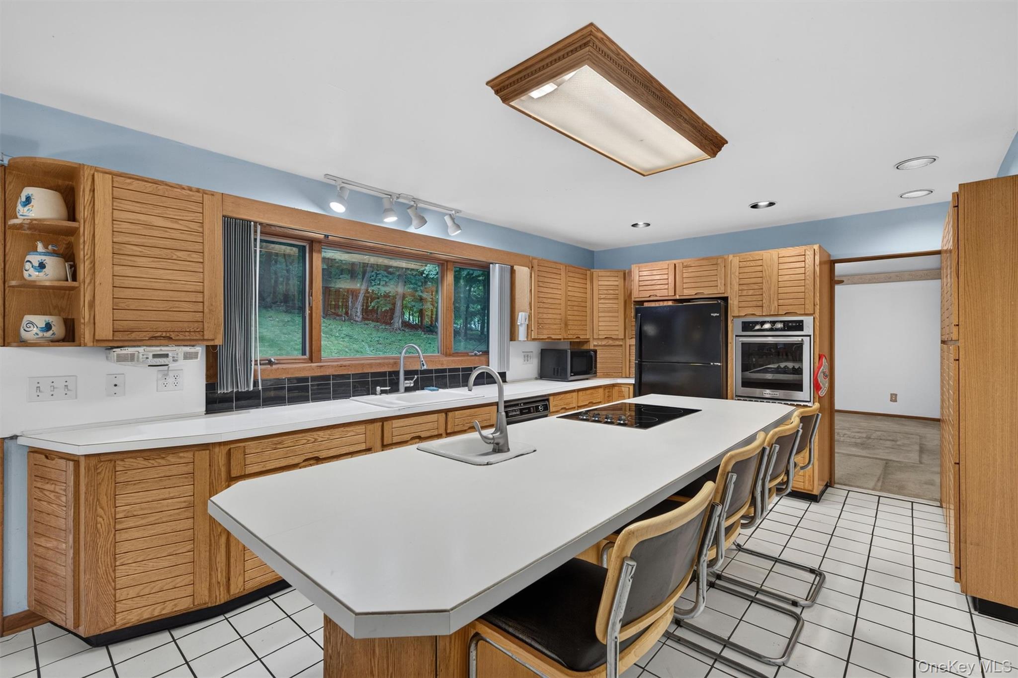 1 Tenny Lane – For Sale photo 12