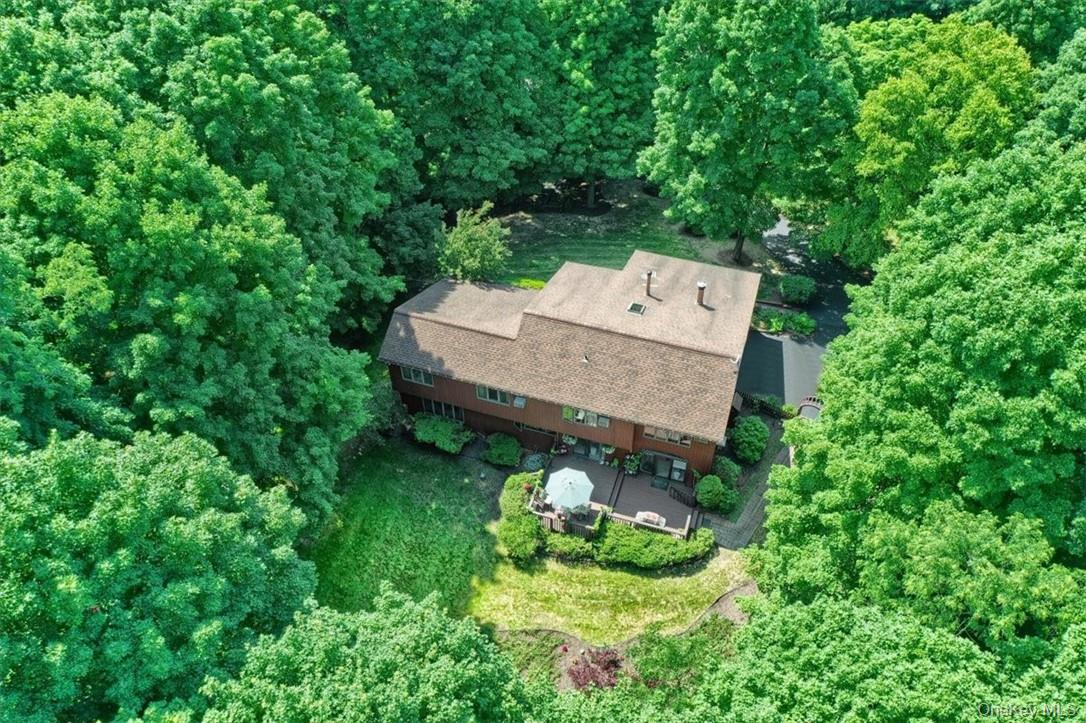 1 Tenny Lane – For Sale photo 6