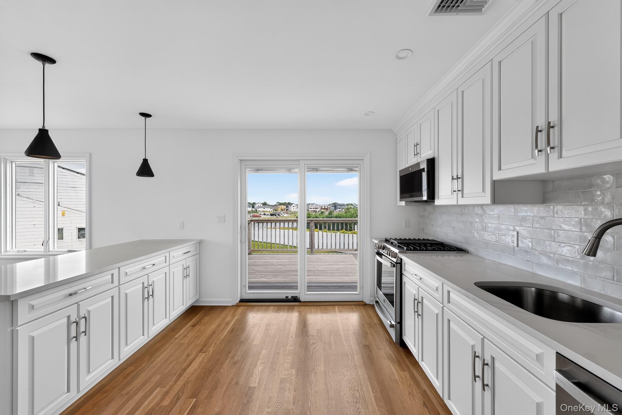 89 Ocean Avenue, Unit A photo 2