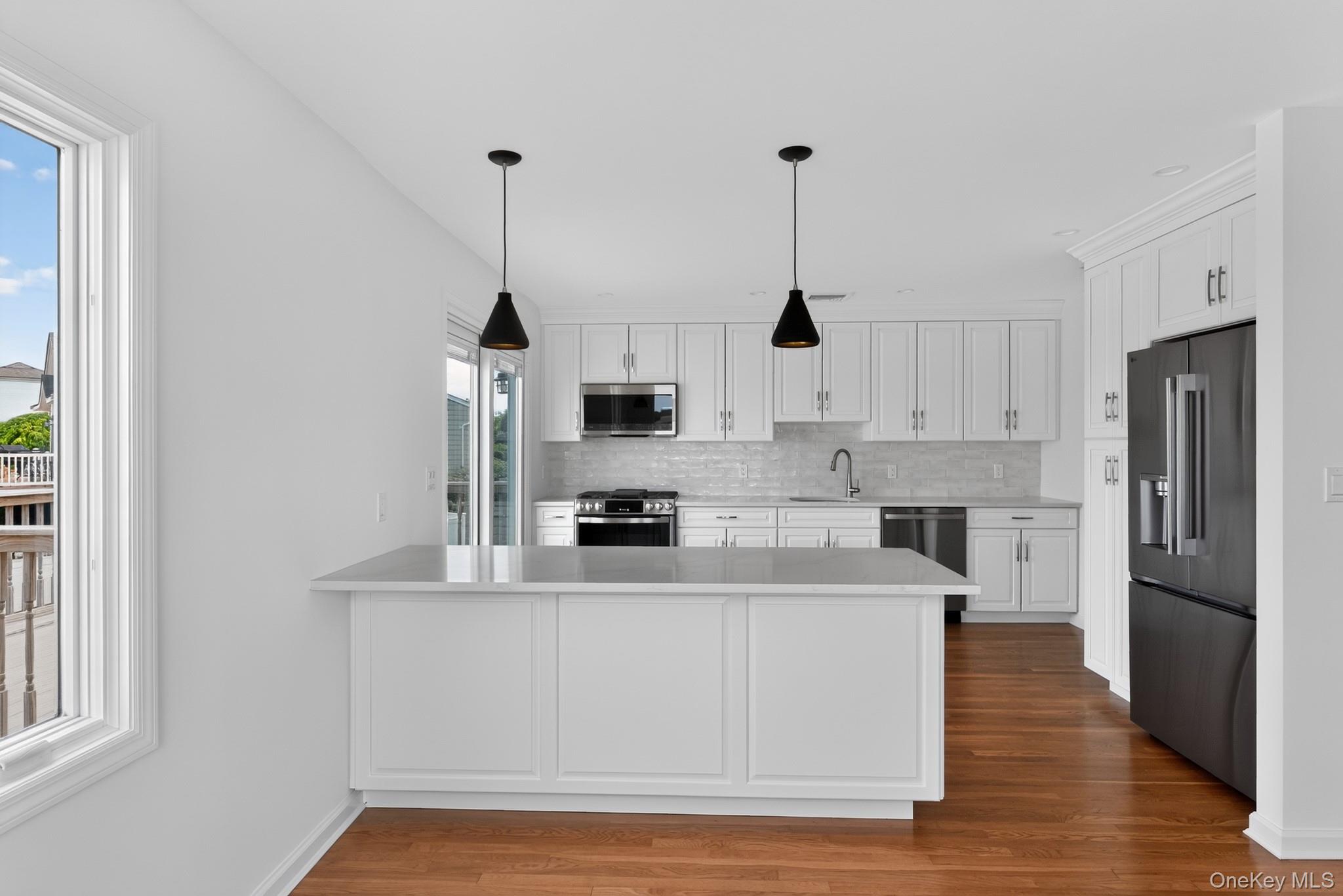 89 Ocean Avenue, Unit A photo 3