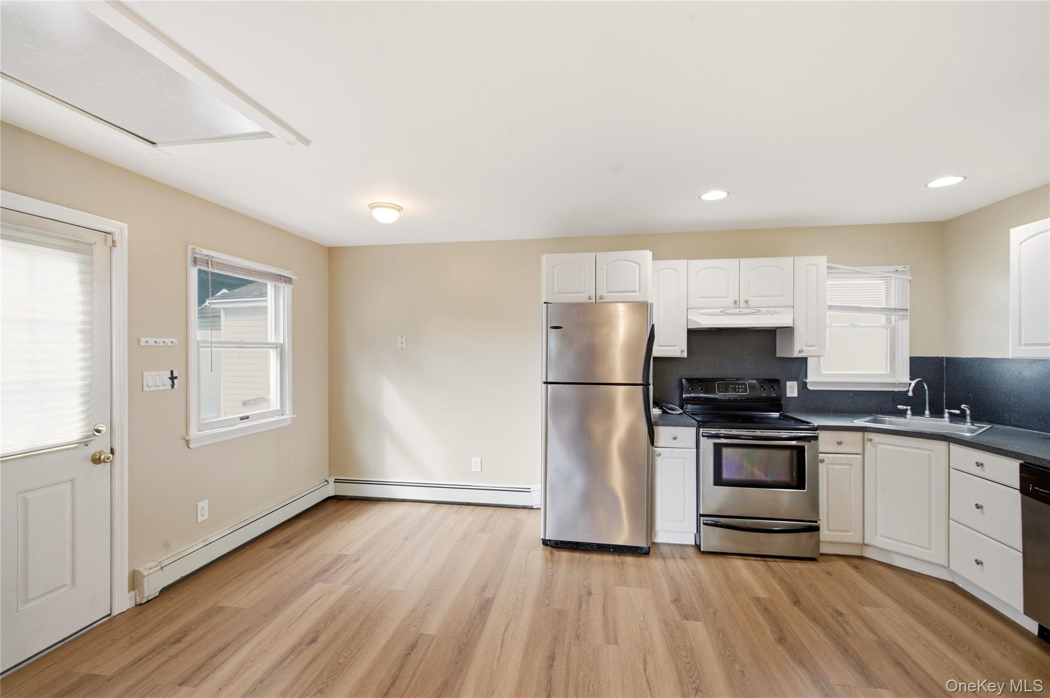 34 MARKWOOD Lane – For Rent photo 6