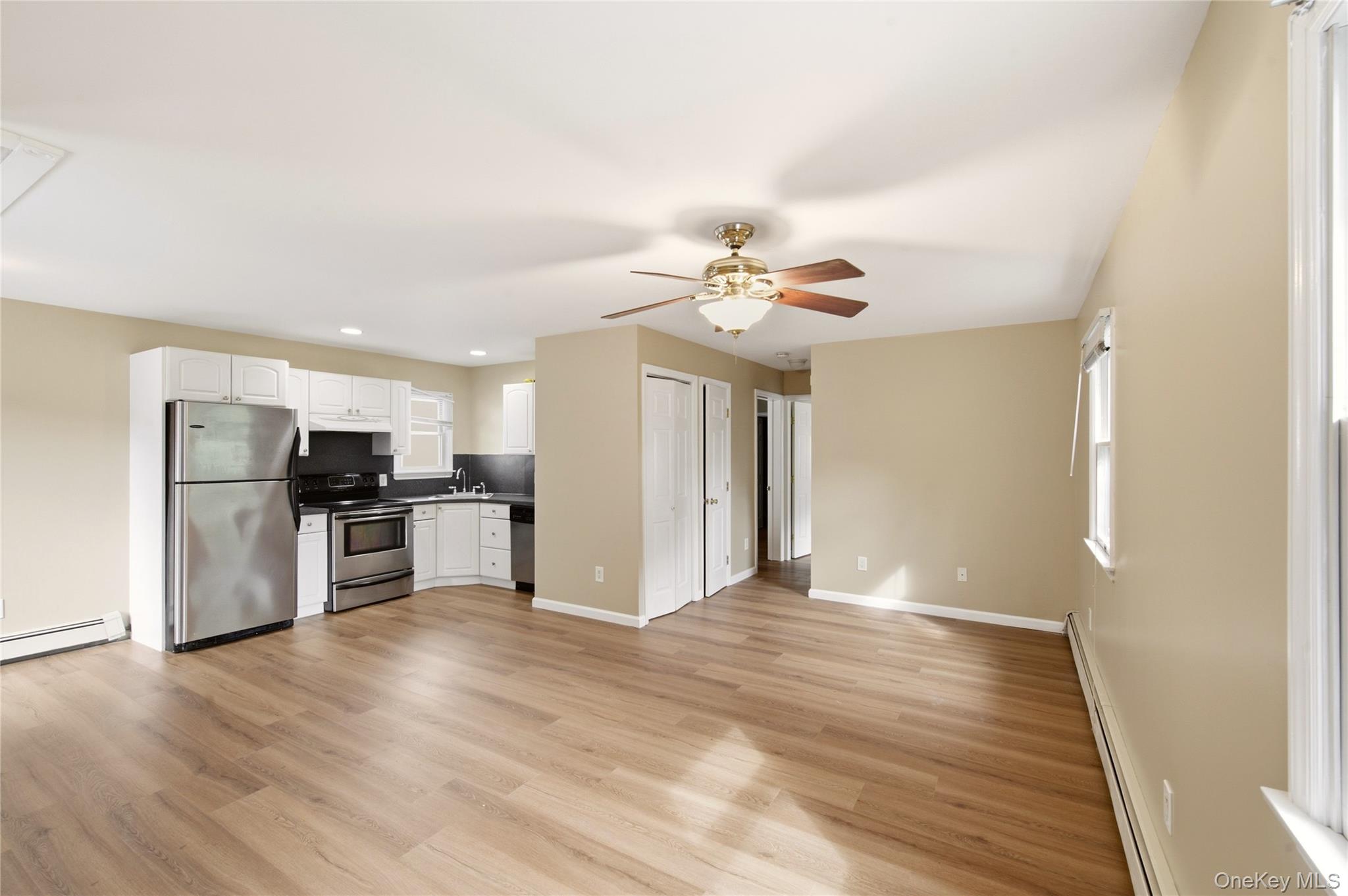 34 MARKWOOD Lane – For Rent photo 17