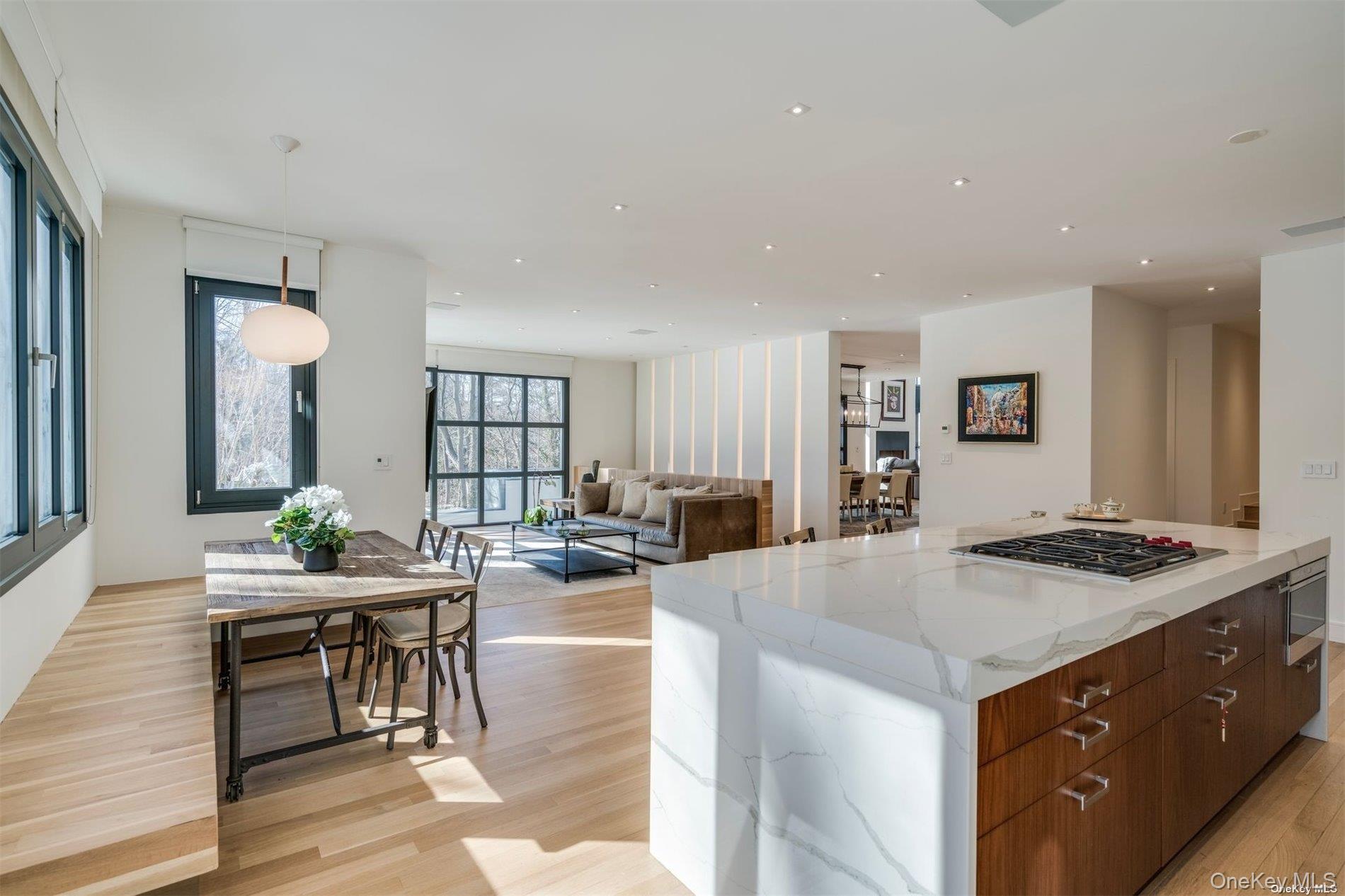9 Winding Way – For Rent photo 12