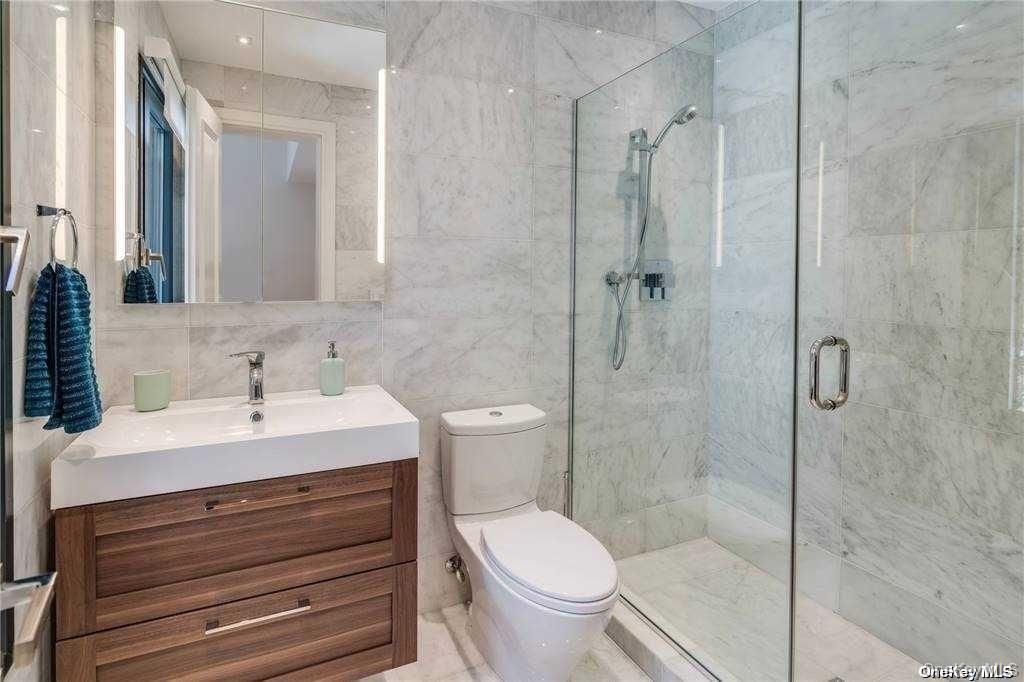 9 Winding Way – For Rent photo 22
