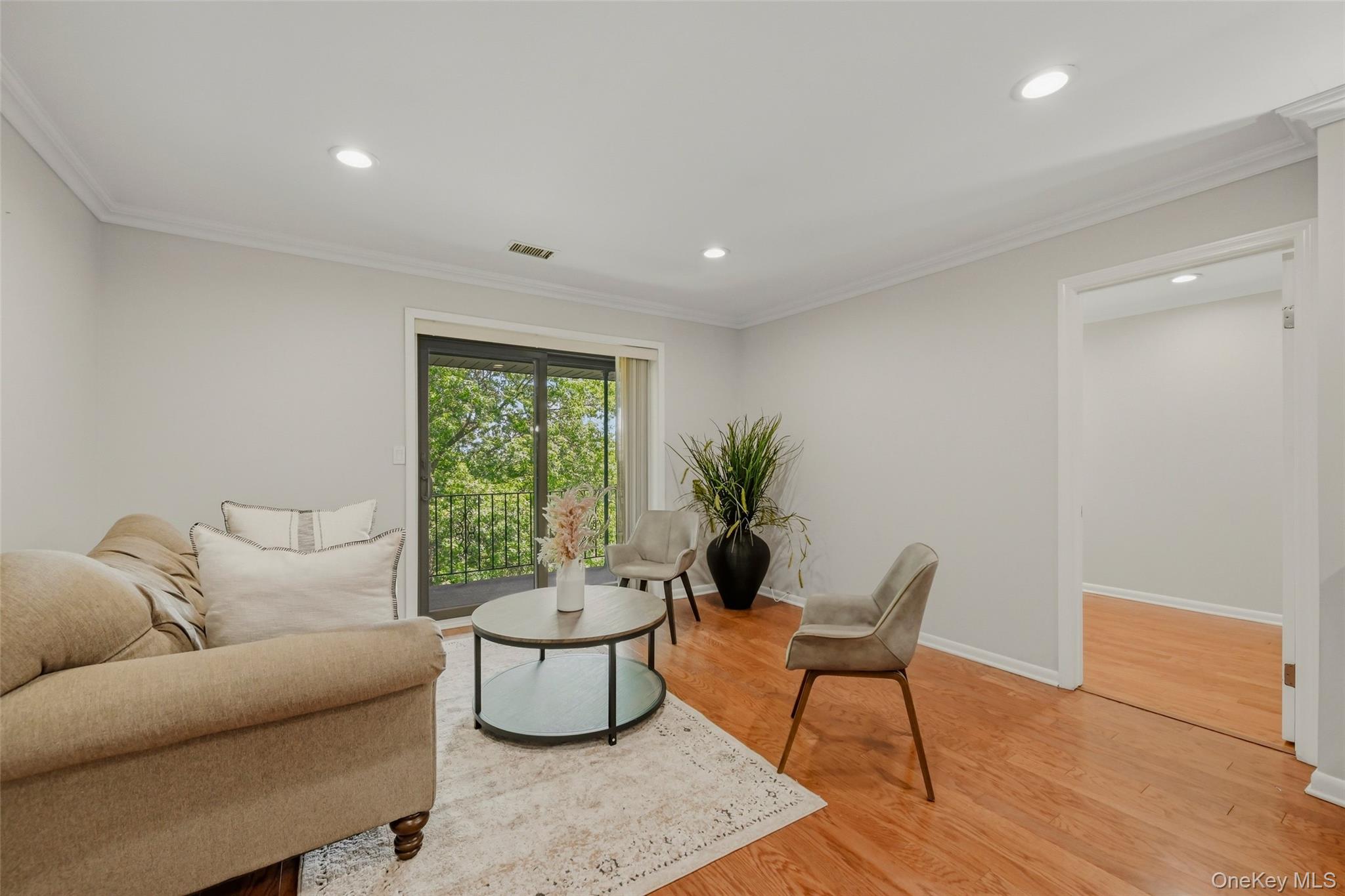 72 Omni Parc Drive – For Sale photo 4