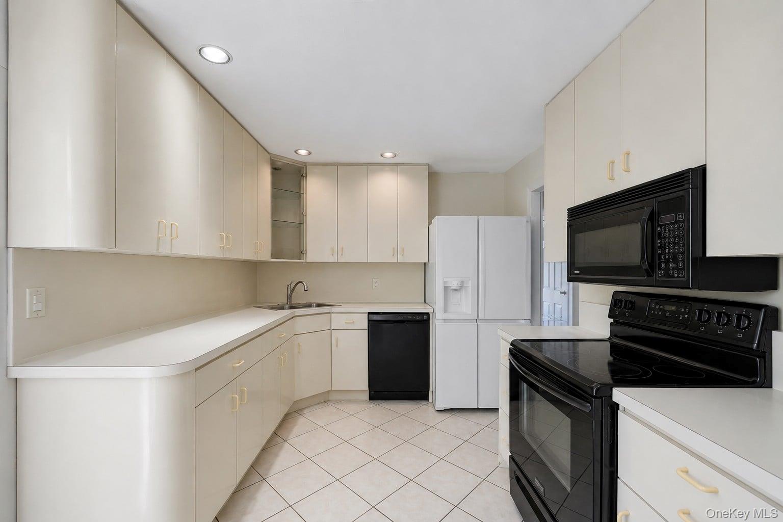 55 Riverview Court – For Sale photo 32