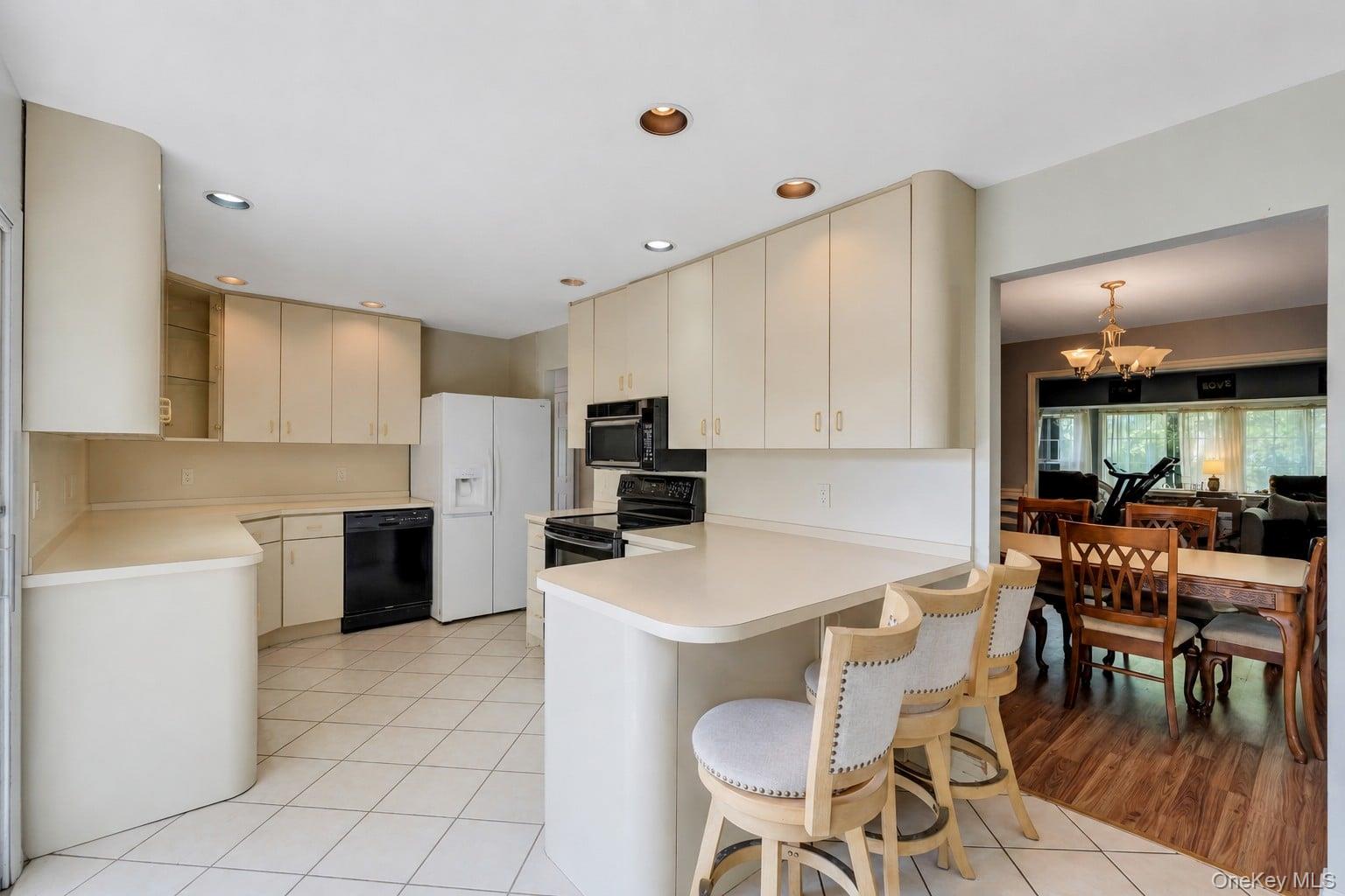 55 Riverview Court – For Sale photo 33