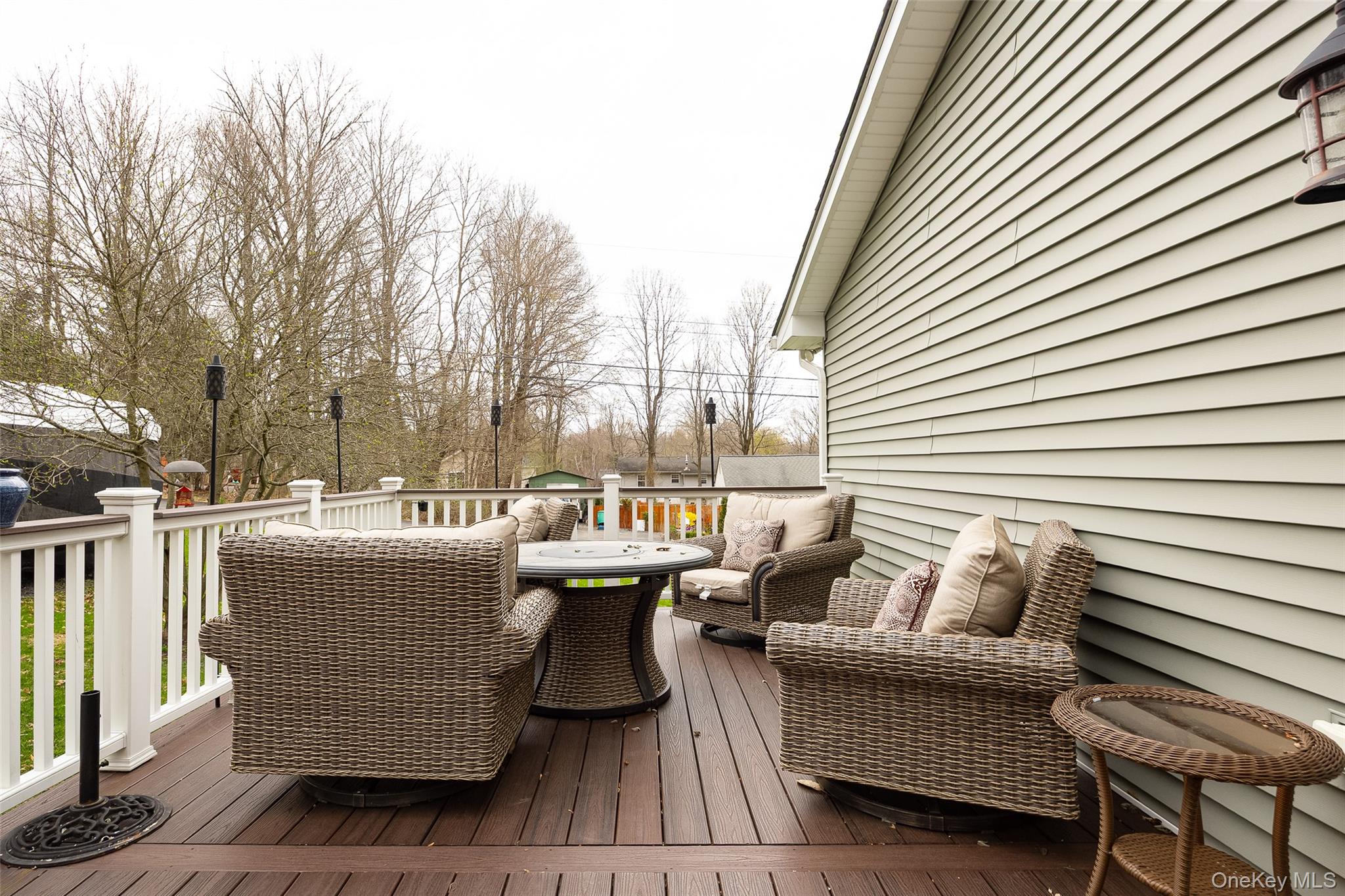 8 Willow Road – For Sale photo 27