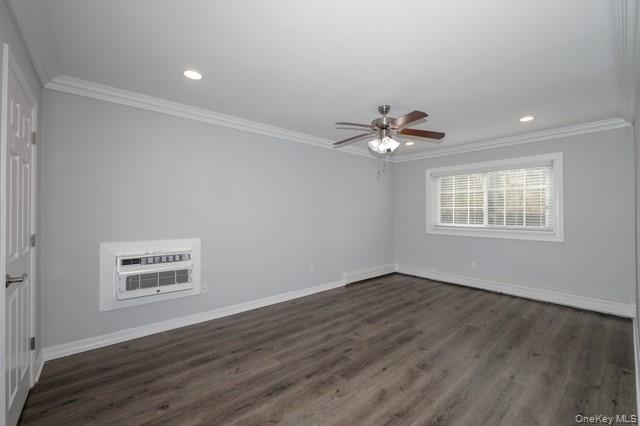 550 New Highway, Unit 1-2B photo 7