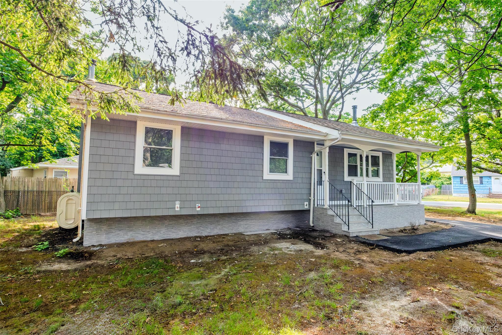 84 Flower Road – For Sale photo 8