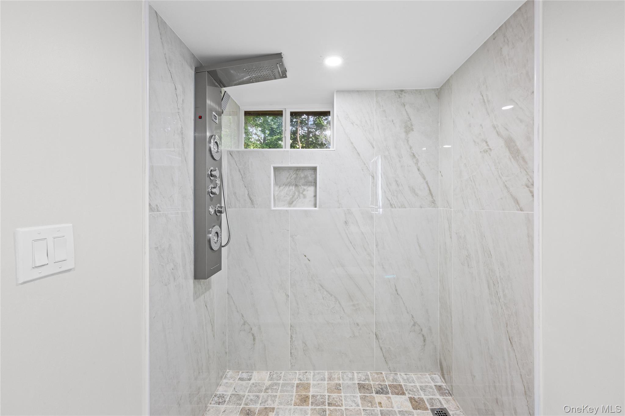 84 Flower Road – For Sale photo 46