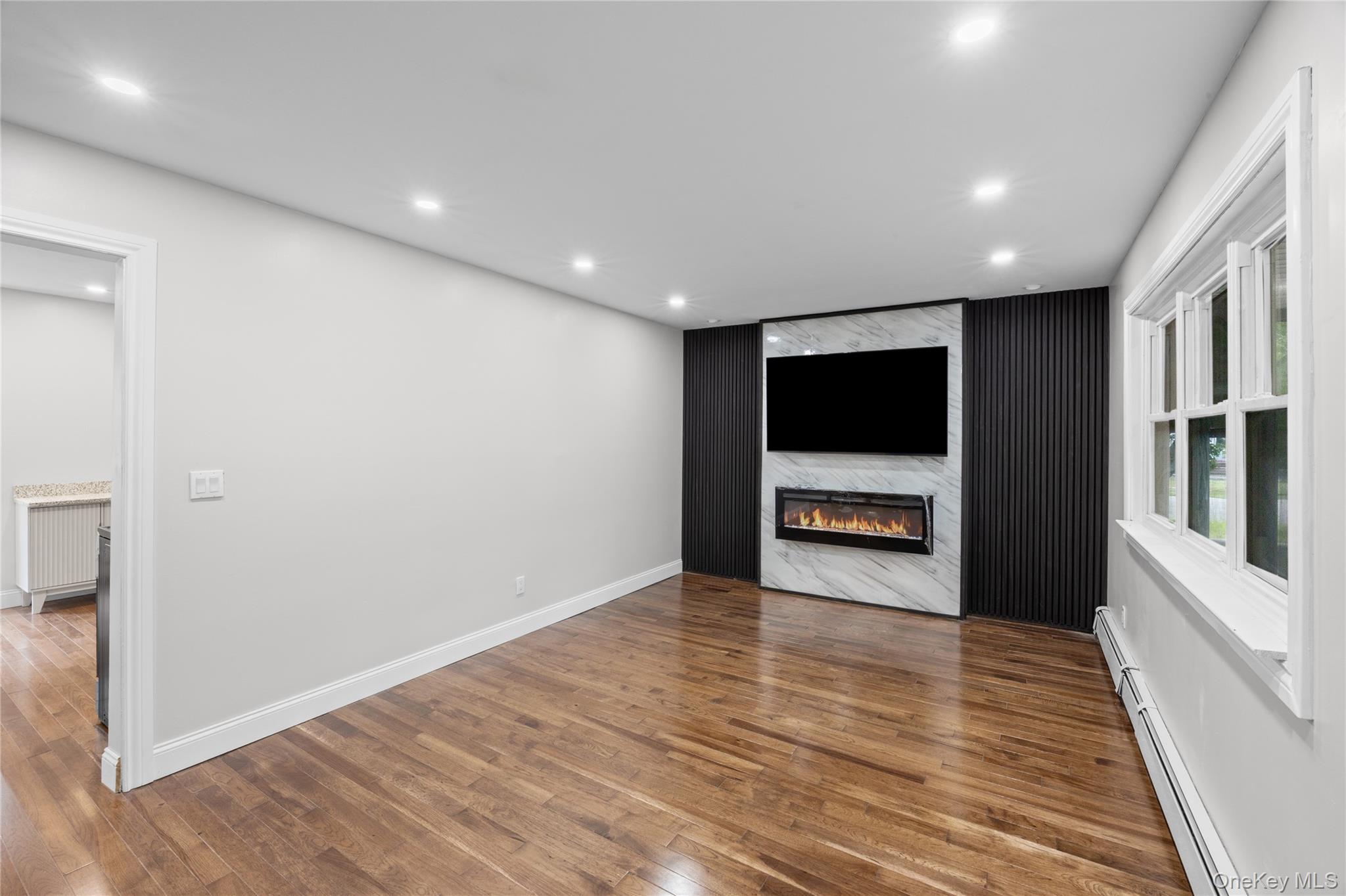 84 Flower Road – For Sale photo 16