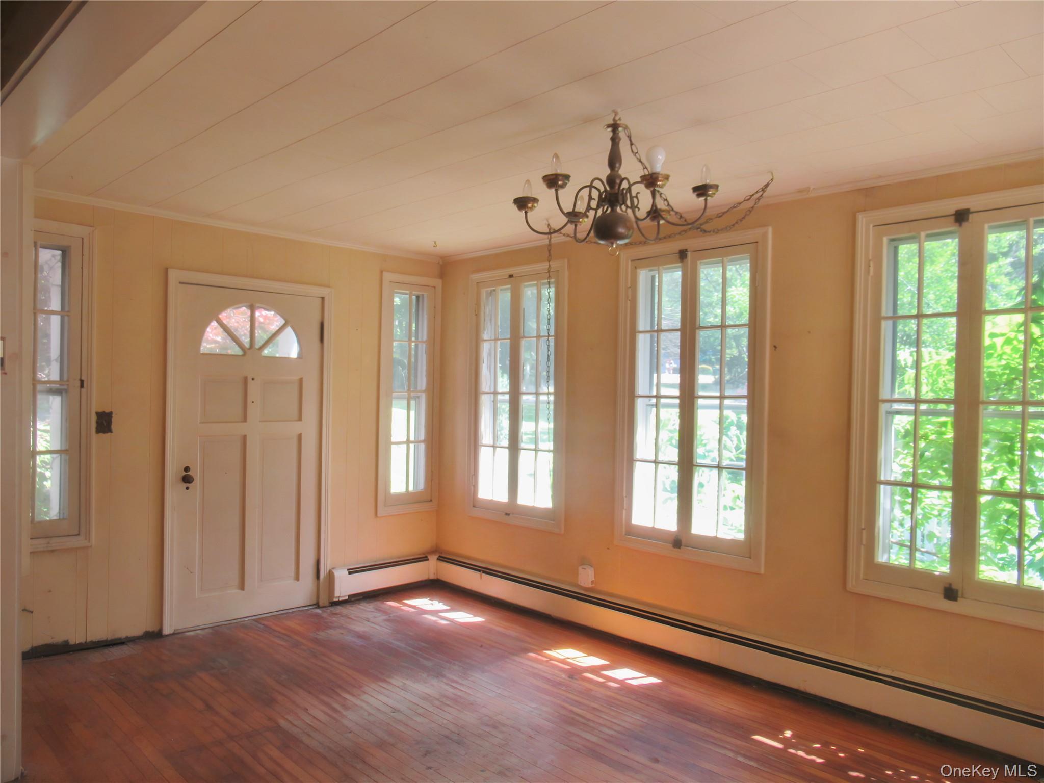 2 Academy Avenue – For Sale photo 11