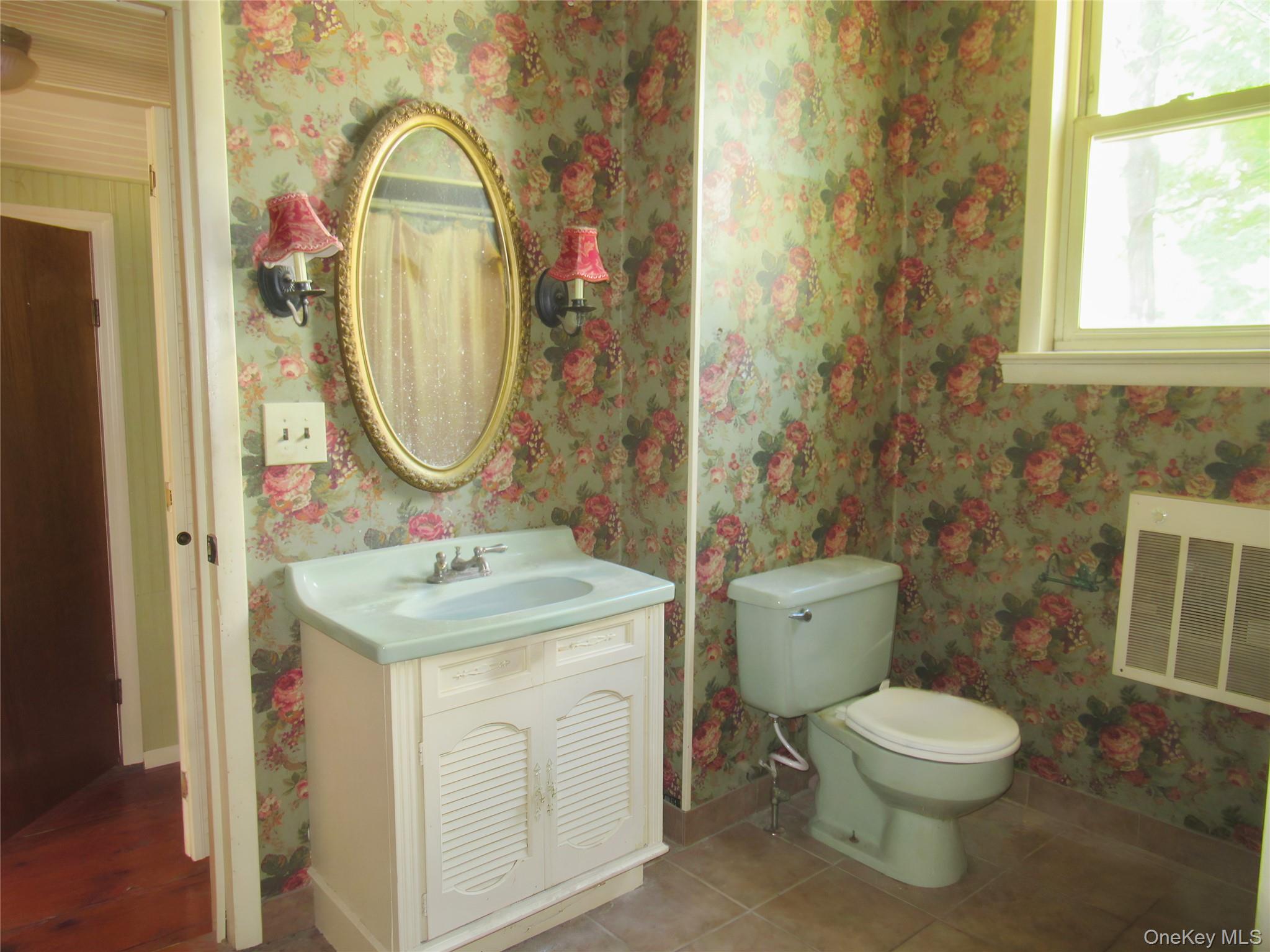 2 Academy Avenue – For Sale photo 17