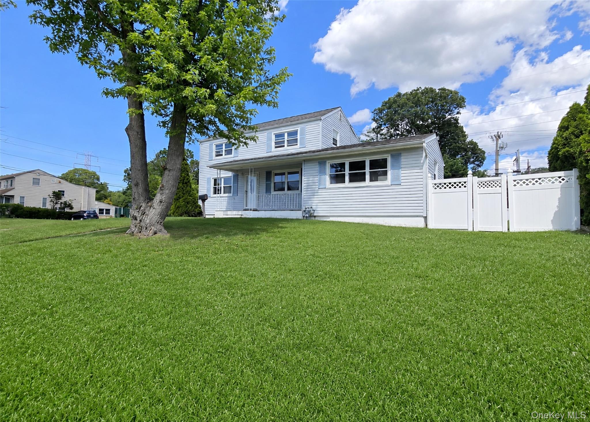 290 Eastwood Boulevard – For Sale