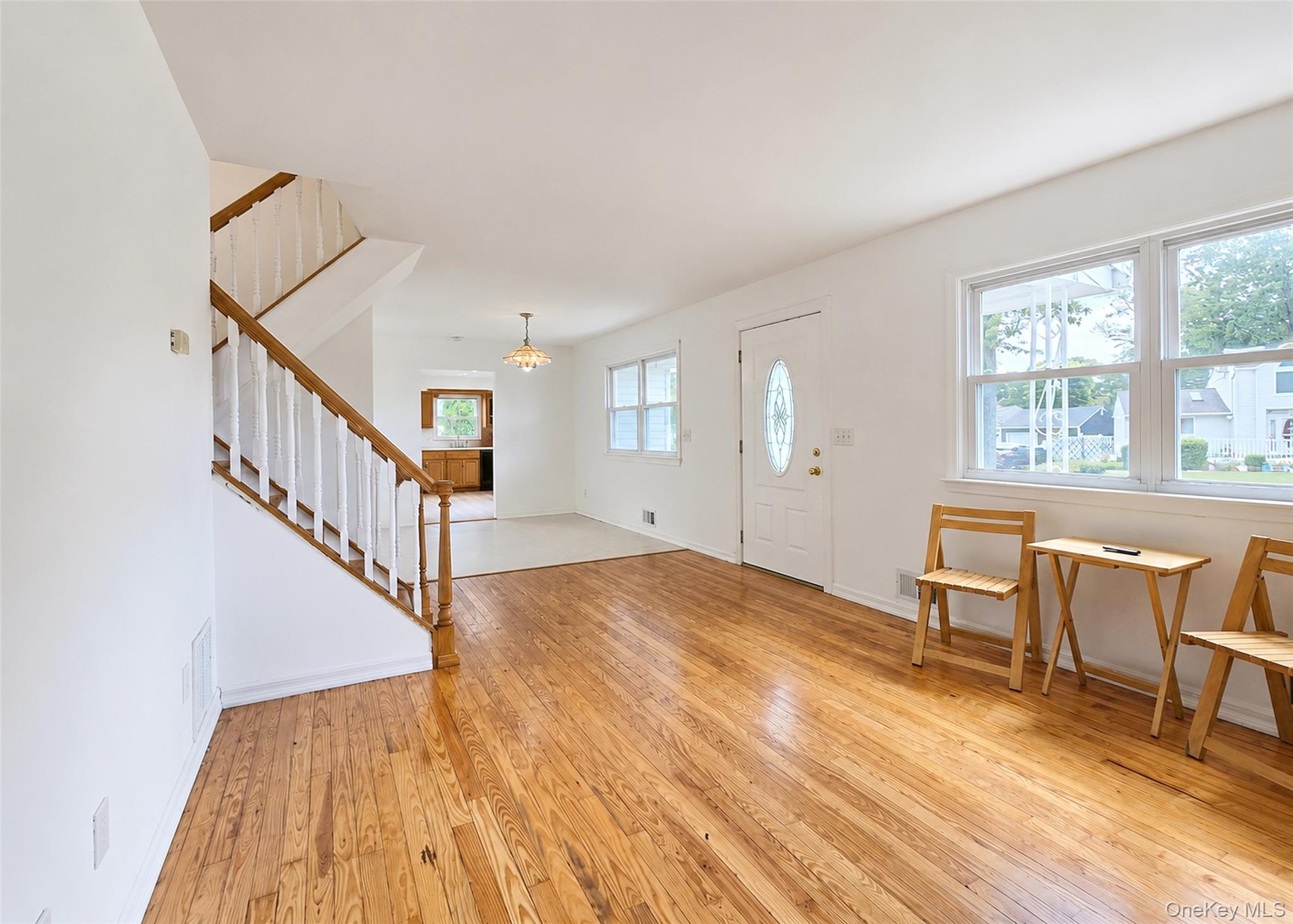290 Eastwood Boulevard – For Sale photo 3