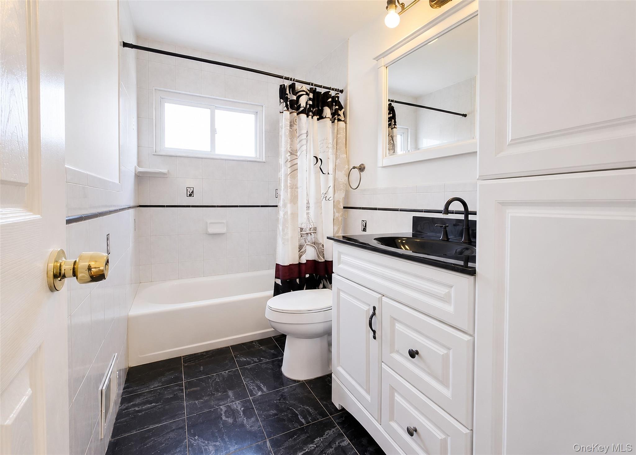 290 Eastwood Boulevard – For Sale photo 21