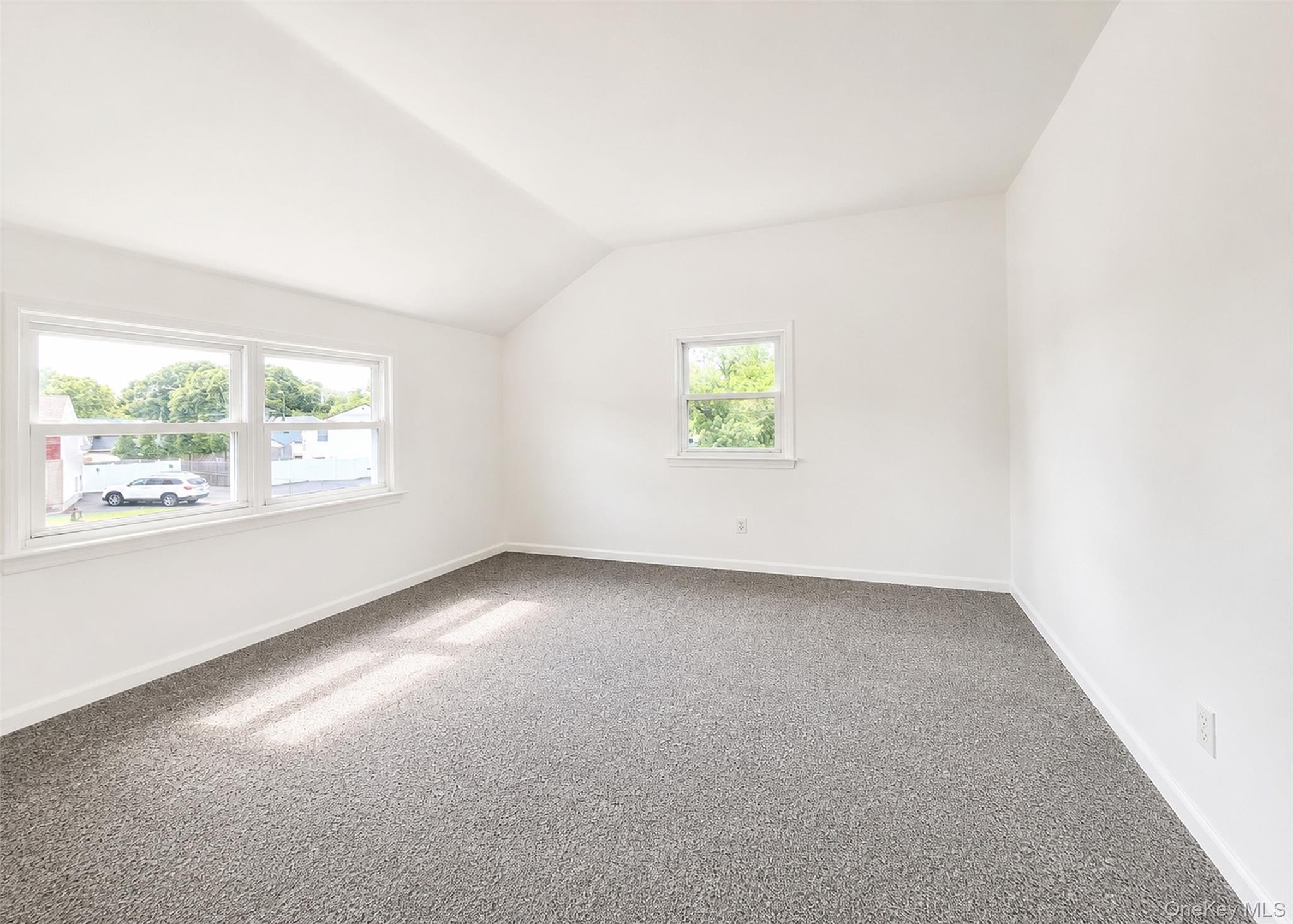 290 Eastwood Boulevard – For Sale photo 17