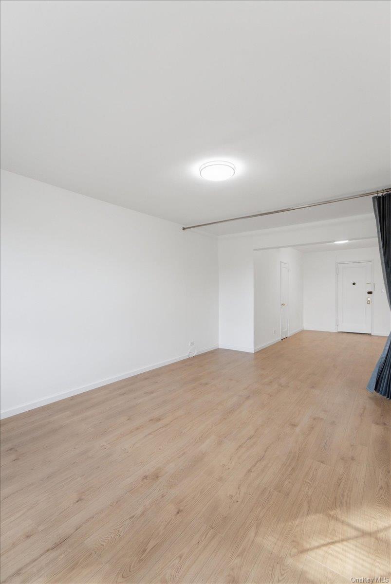 6393 Woodhaven Boulevard, Unit 2F3 photo 4