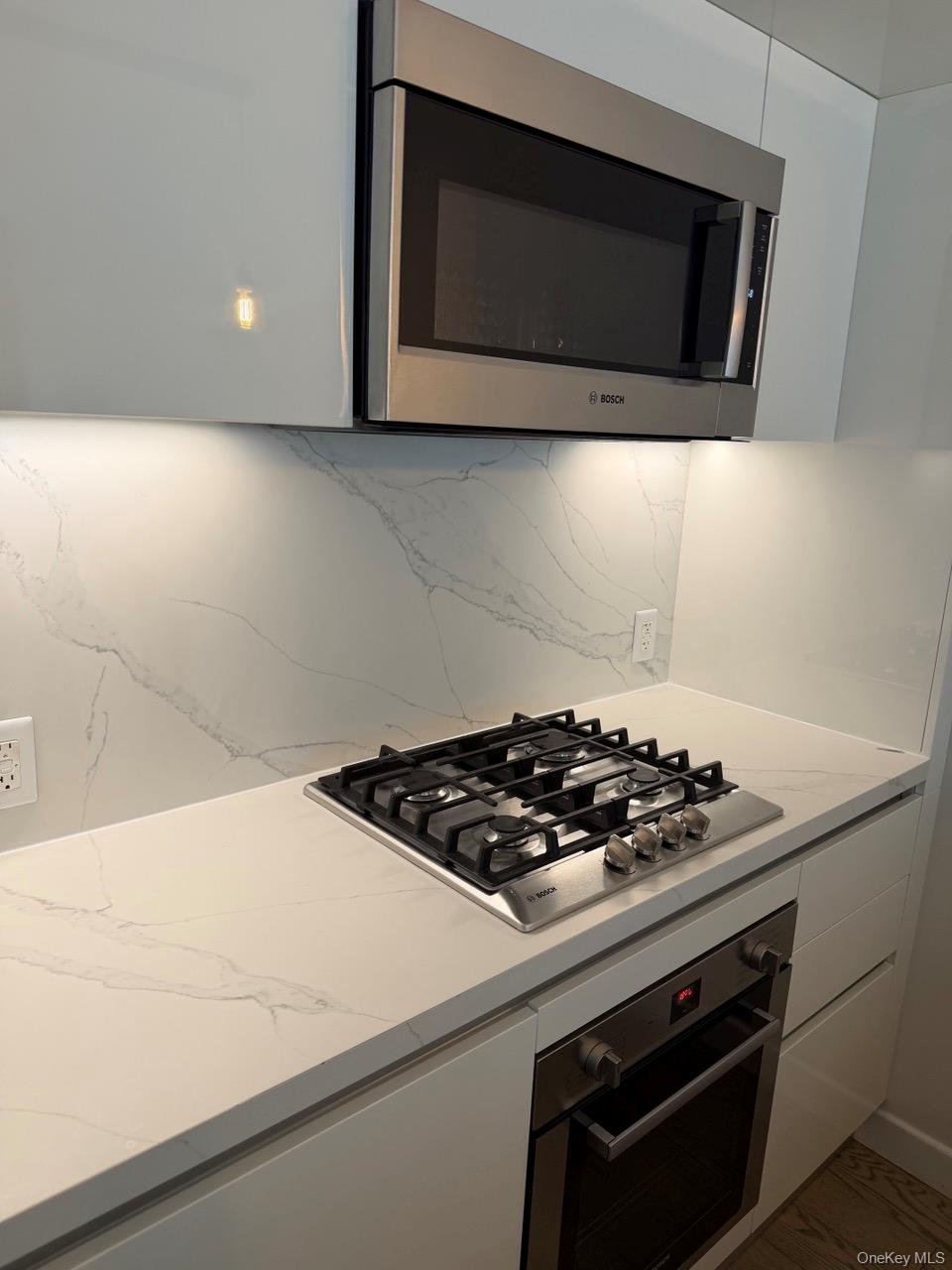 505 W 43rd Street, Unit 6L photo 6