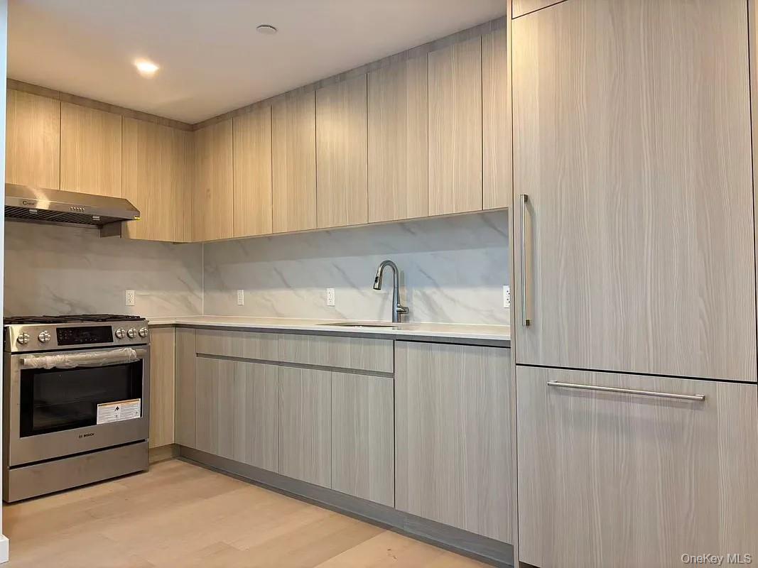 3371 Prince Street, Unit 8C photo 3