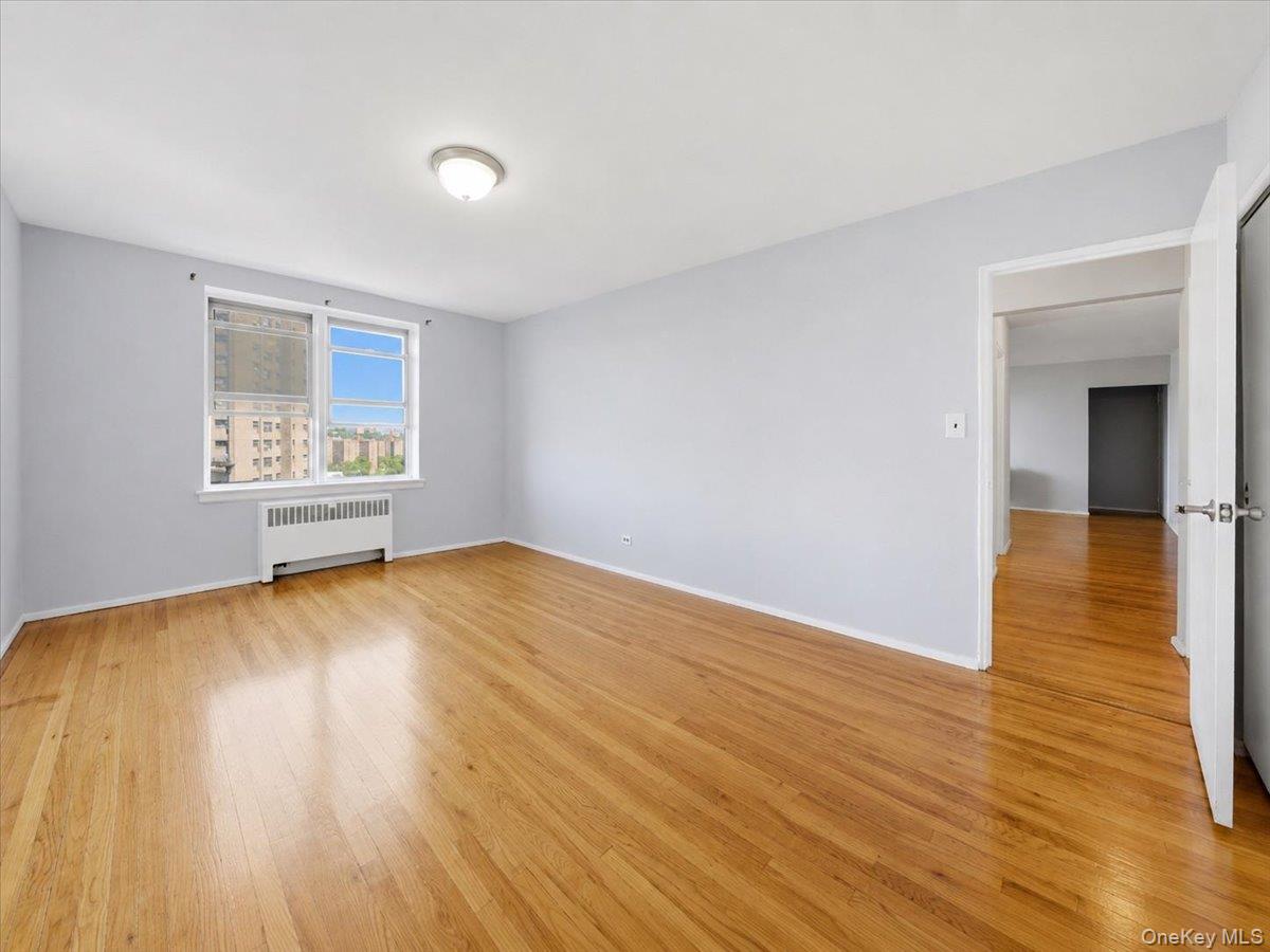 2630 Kingsbridge Terrace, Unit 3A photo 9