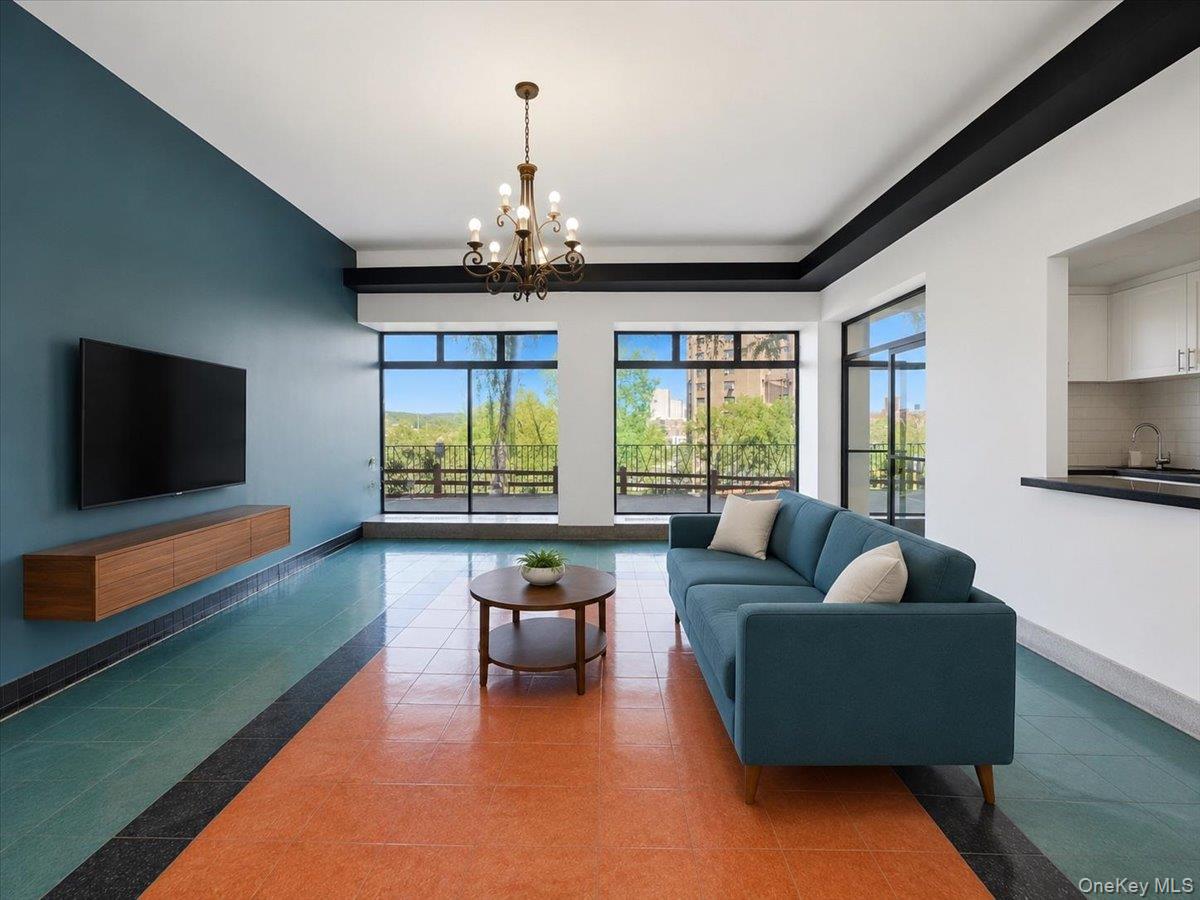 2630 Kingsbridge Terrace, Unit 3A photo 17