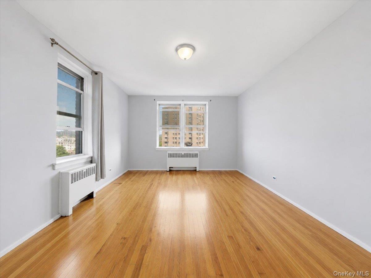 2630 Kingsbridge Terrace, Unit 3A photo 10