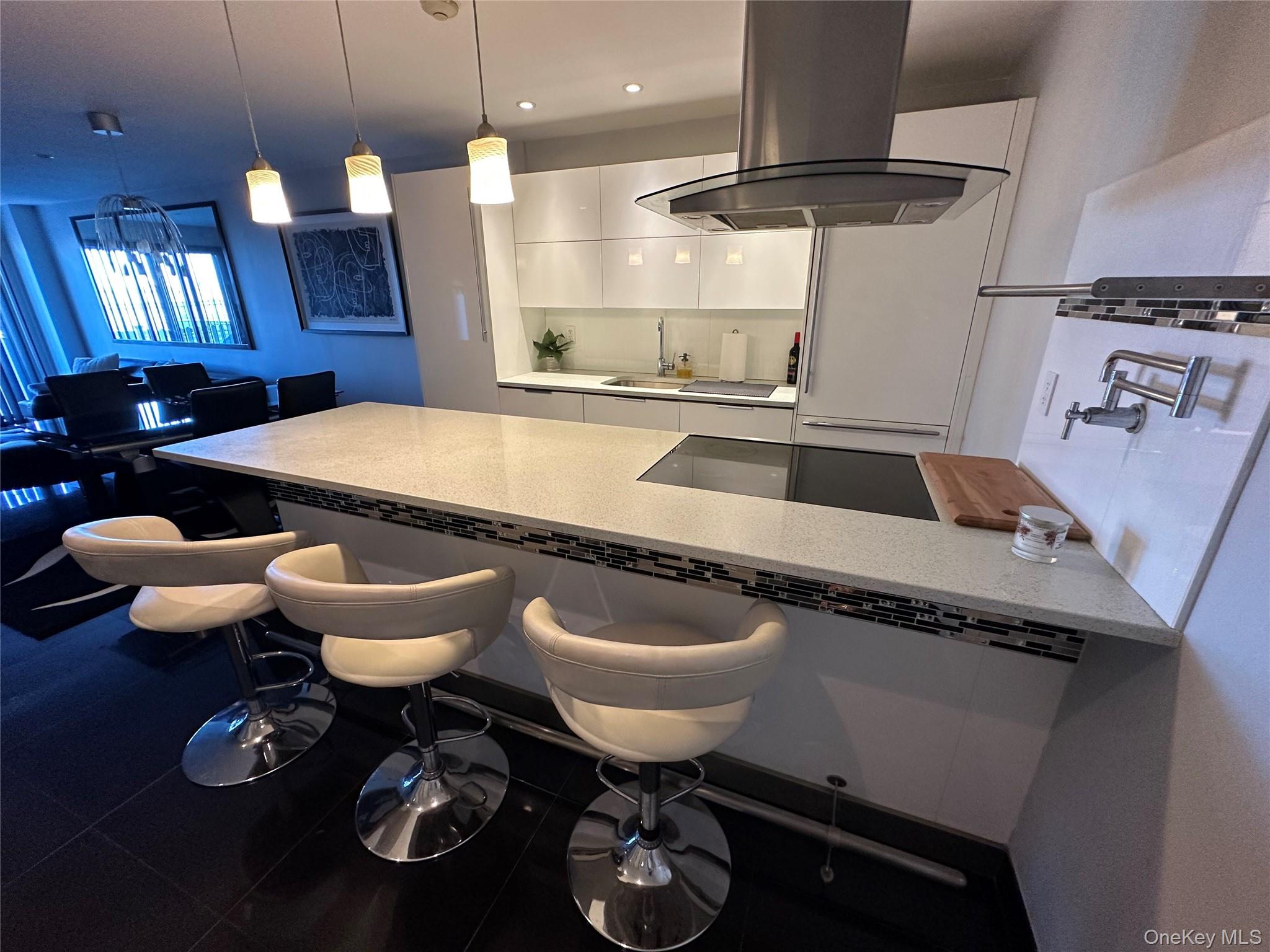 360 Shore Road, Unit 2G photo 3