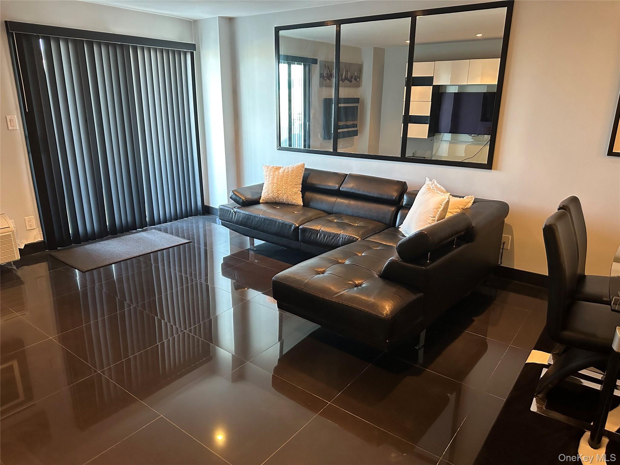 360 Shore Road, Unit 2G photo 14
