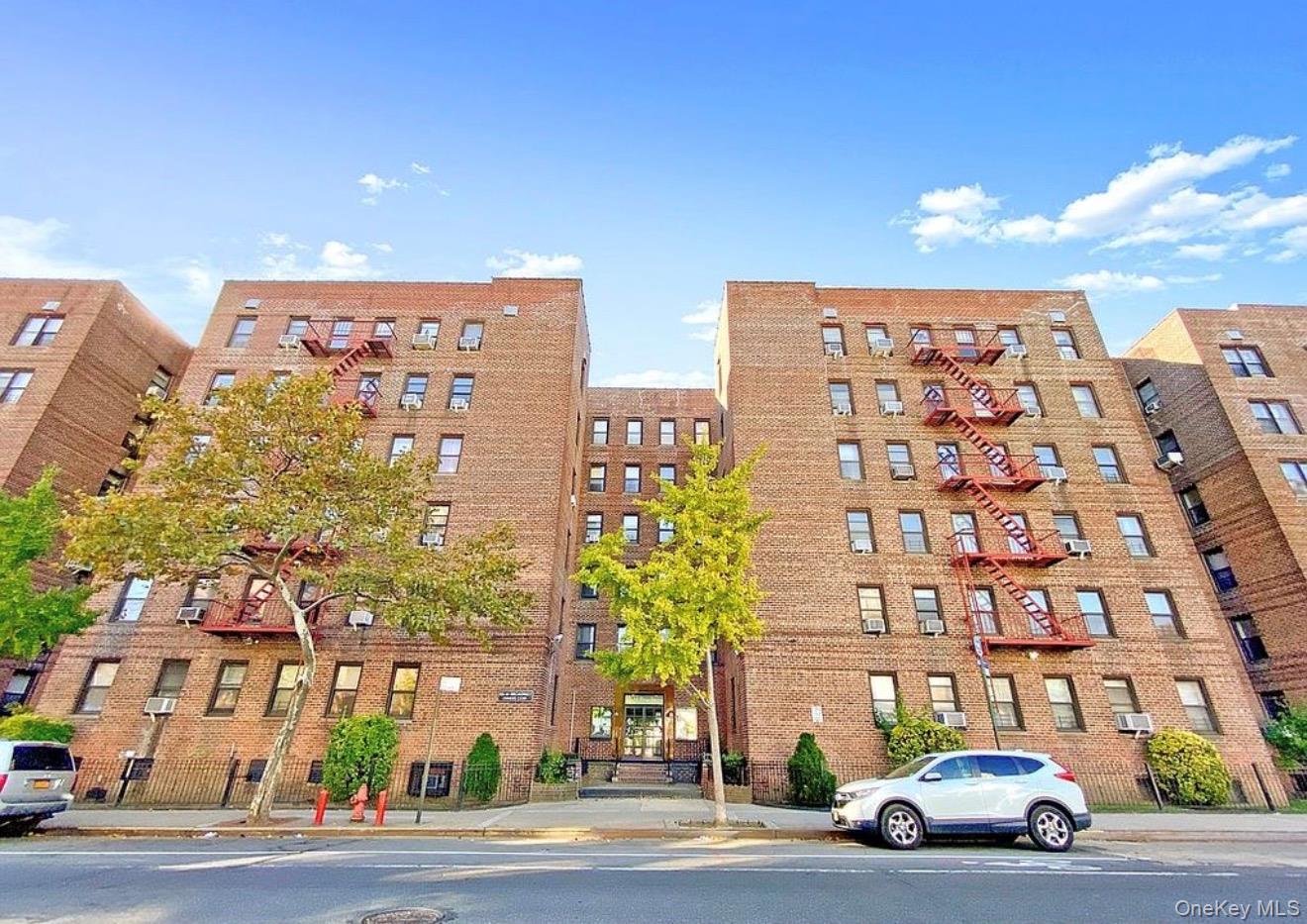 85-14 Broadway, Unit 3L