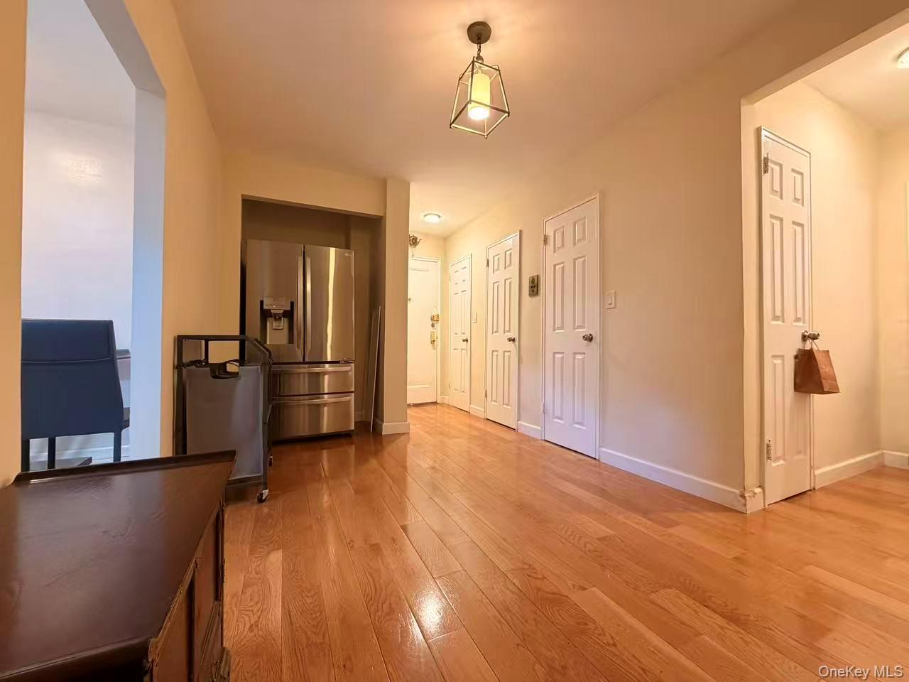 85-14 Broadway, Unit 3L photo 5