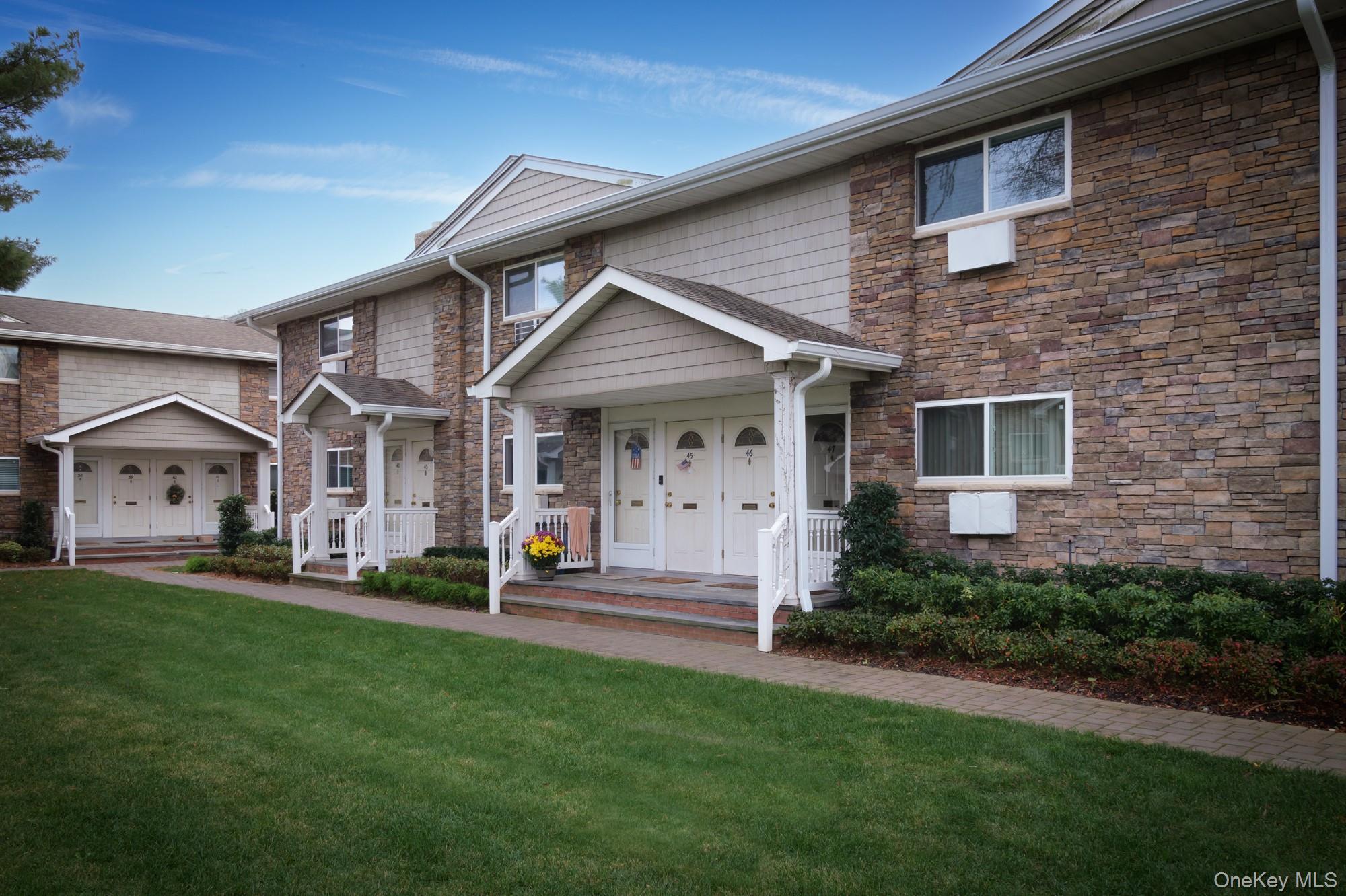 65 Friendly Court, Unit L081