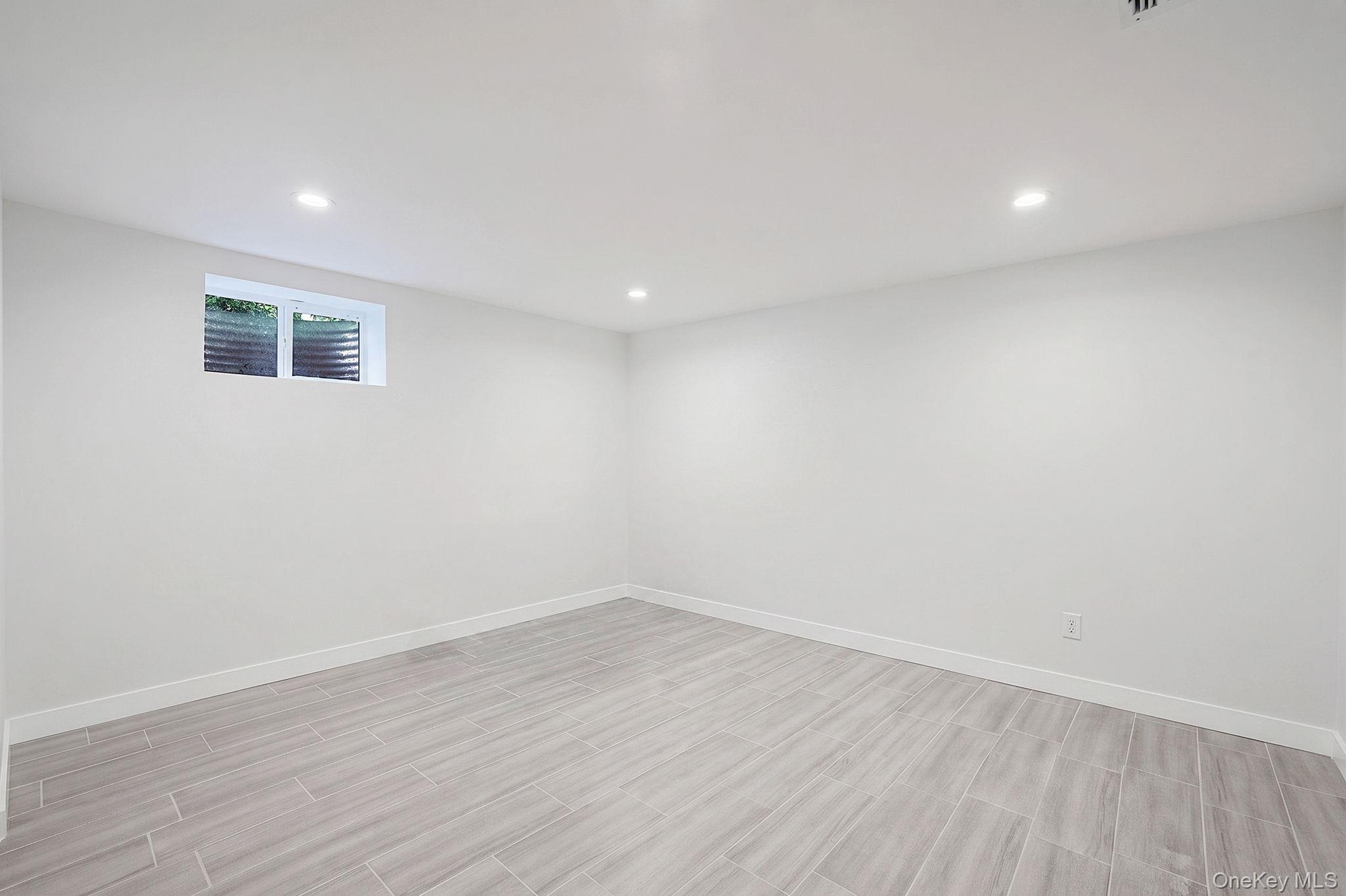 61 Lauren Avenue – For Sale photo 35