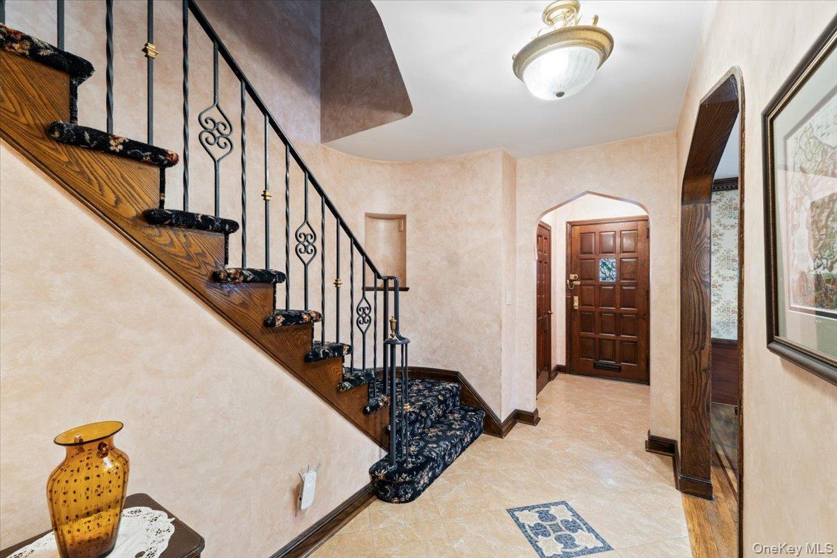 8507 Avon Street – For Sale photo 8