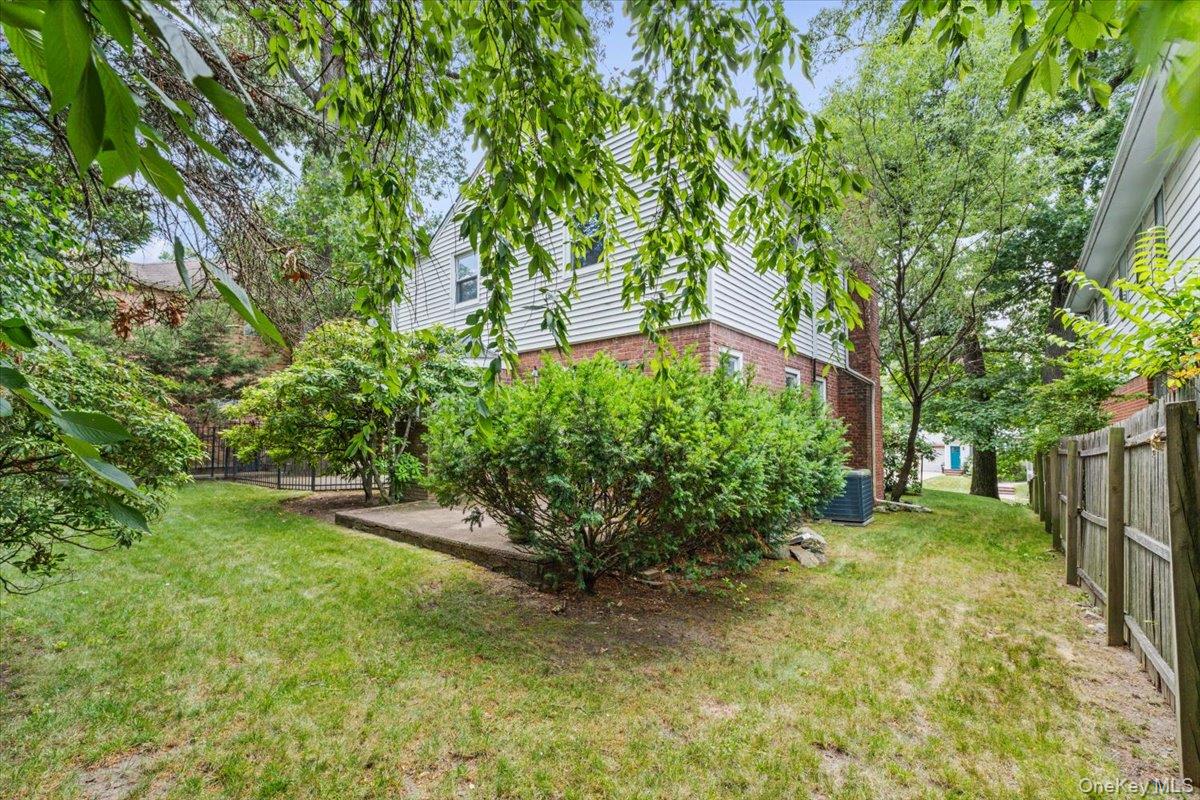 8507 Avon Street – For Sale photo 28