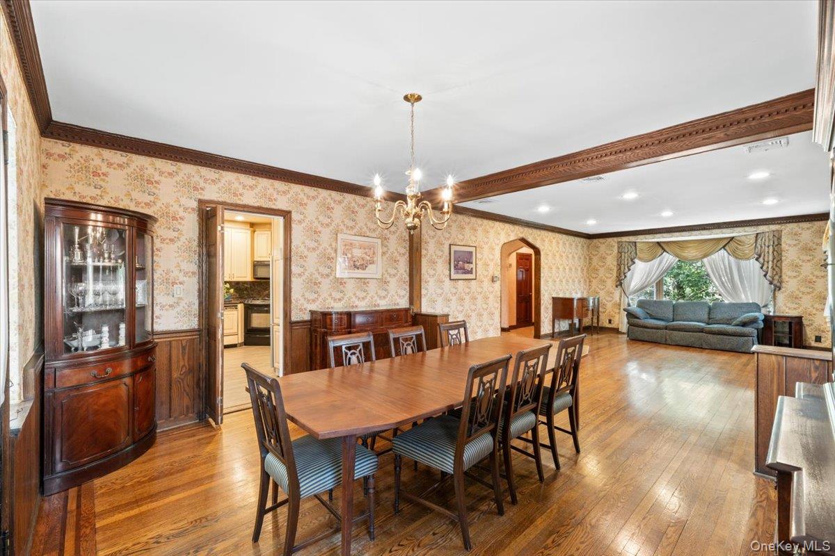8507 Avon Street – For Sale photo 12