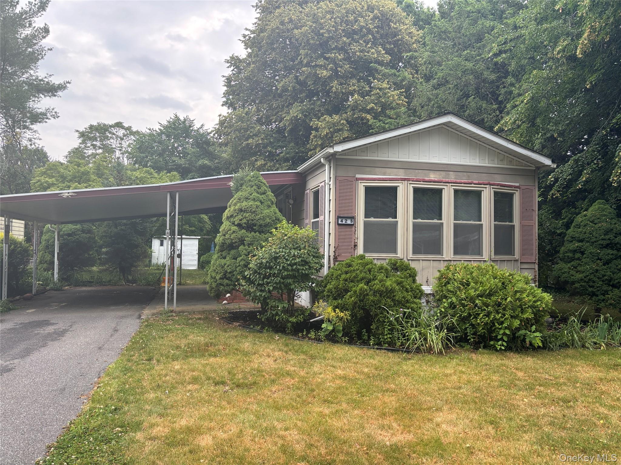 101 West Lane, Unit 42B Witt L