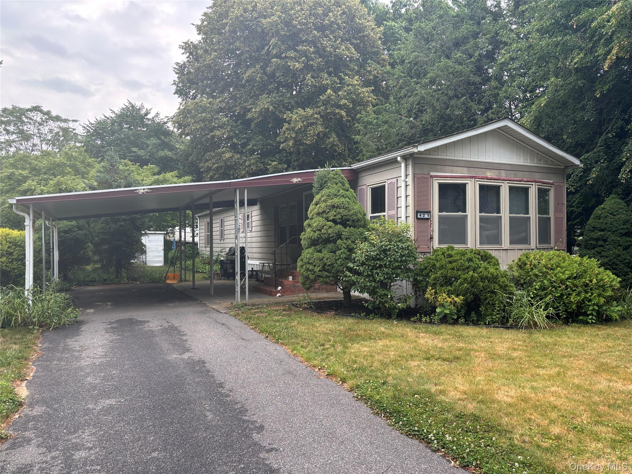 101 West Lane, Unit 42B Witt L photo 3