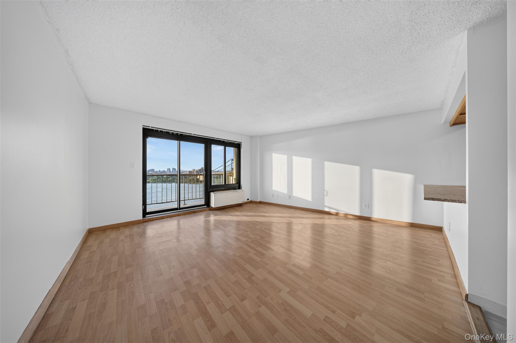 25-40 Shore Boulevard, Unit 15Q photo 7