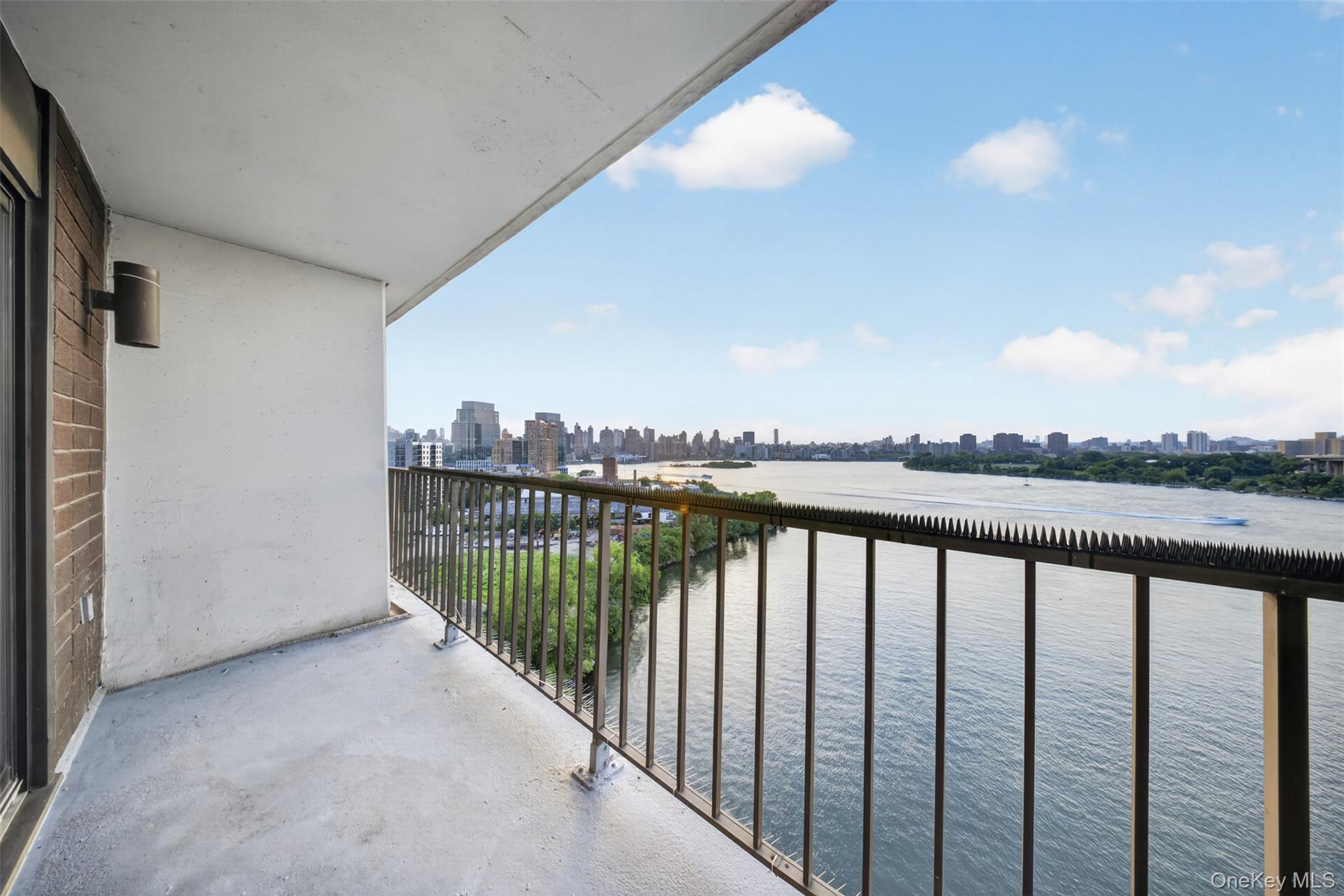 25-40 Shore Boulevard, Unit 15Q photo 17