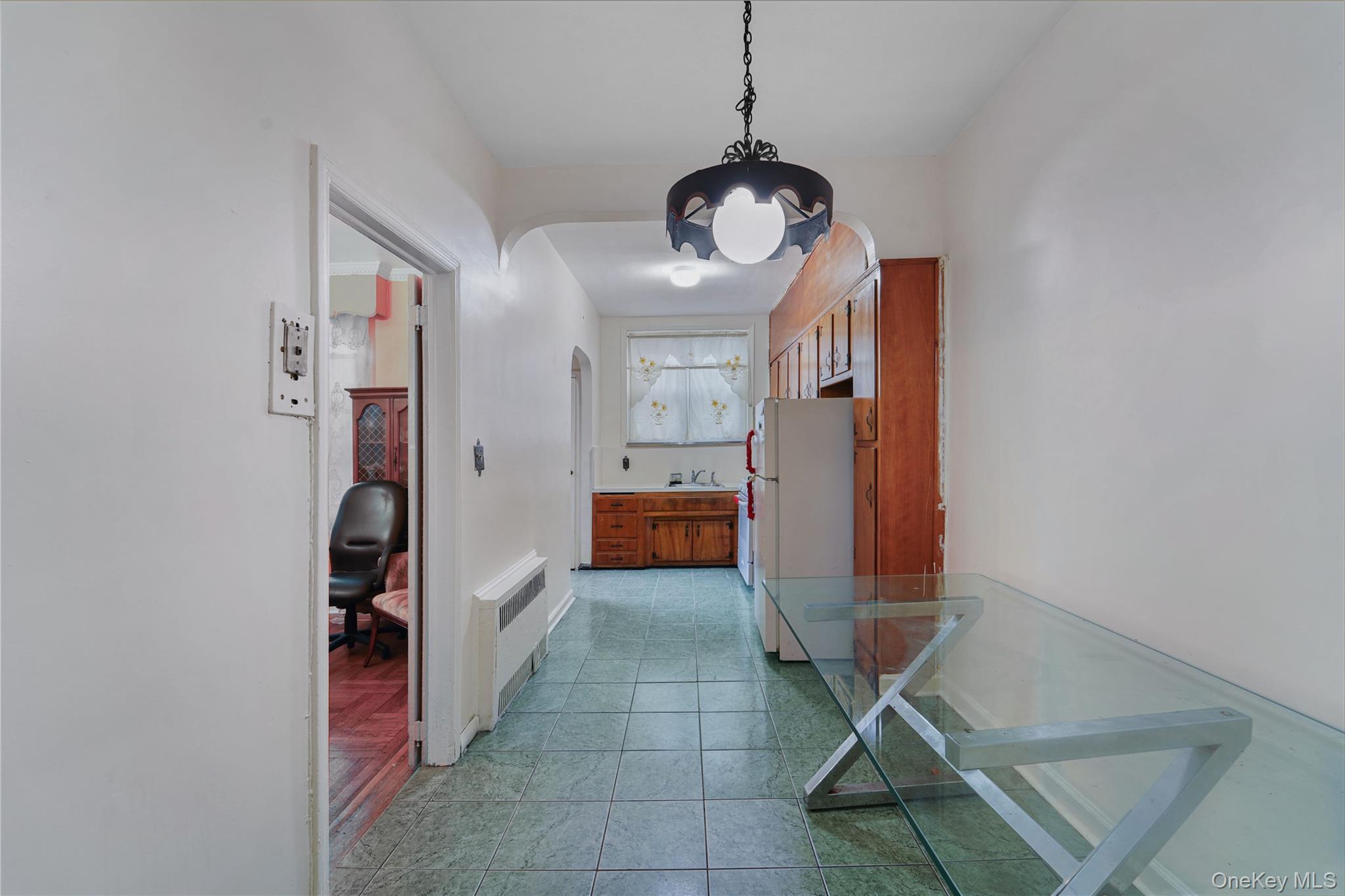 1402 E 37th Street – For Sale photo 7