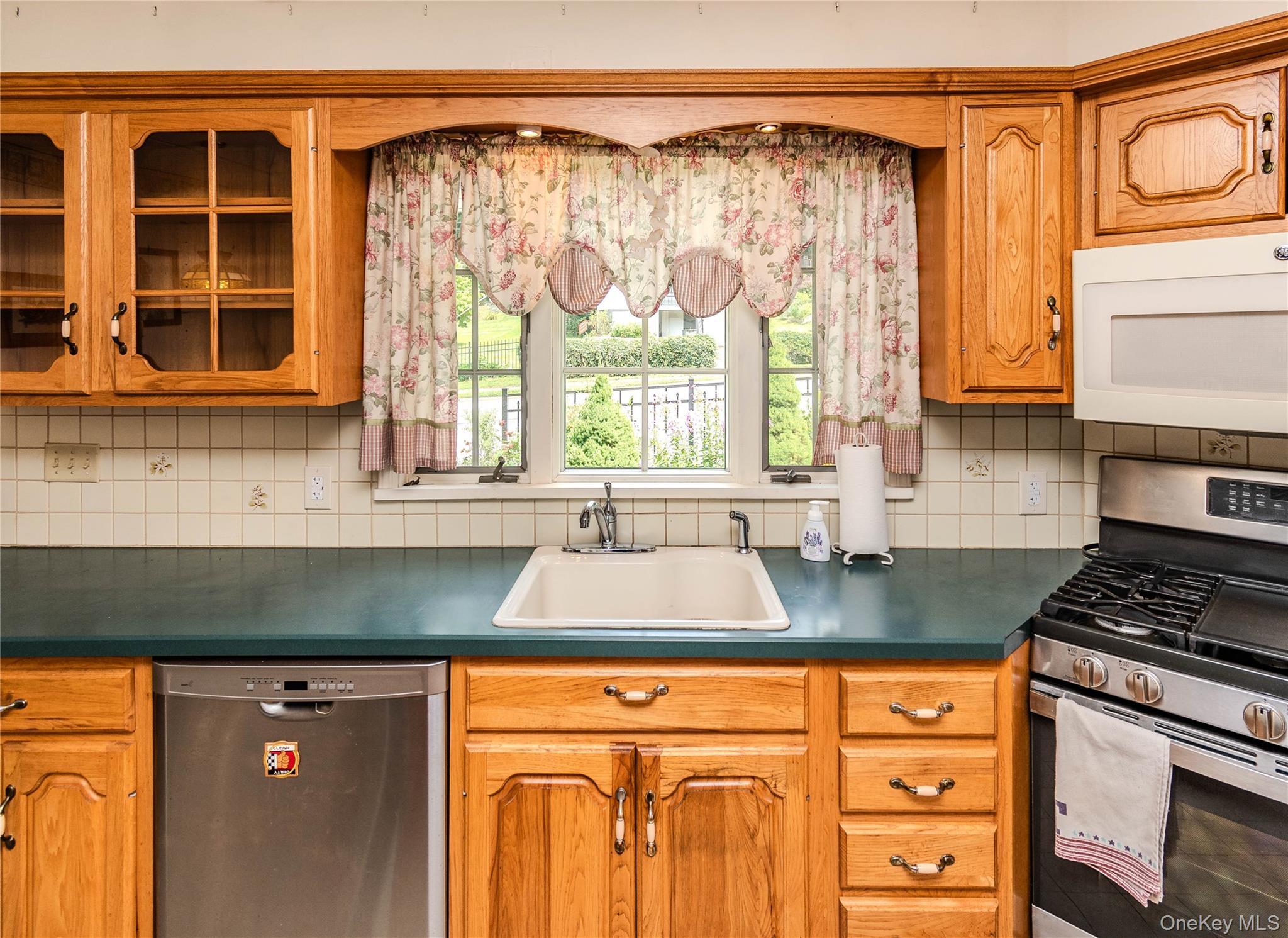 119 Husted Avenue – For Sale photo 32