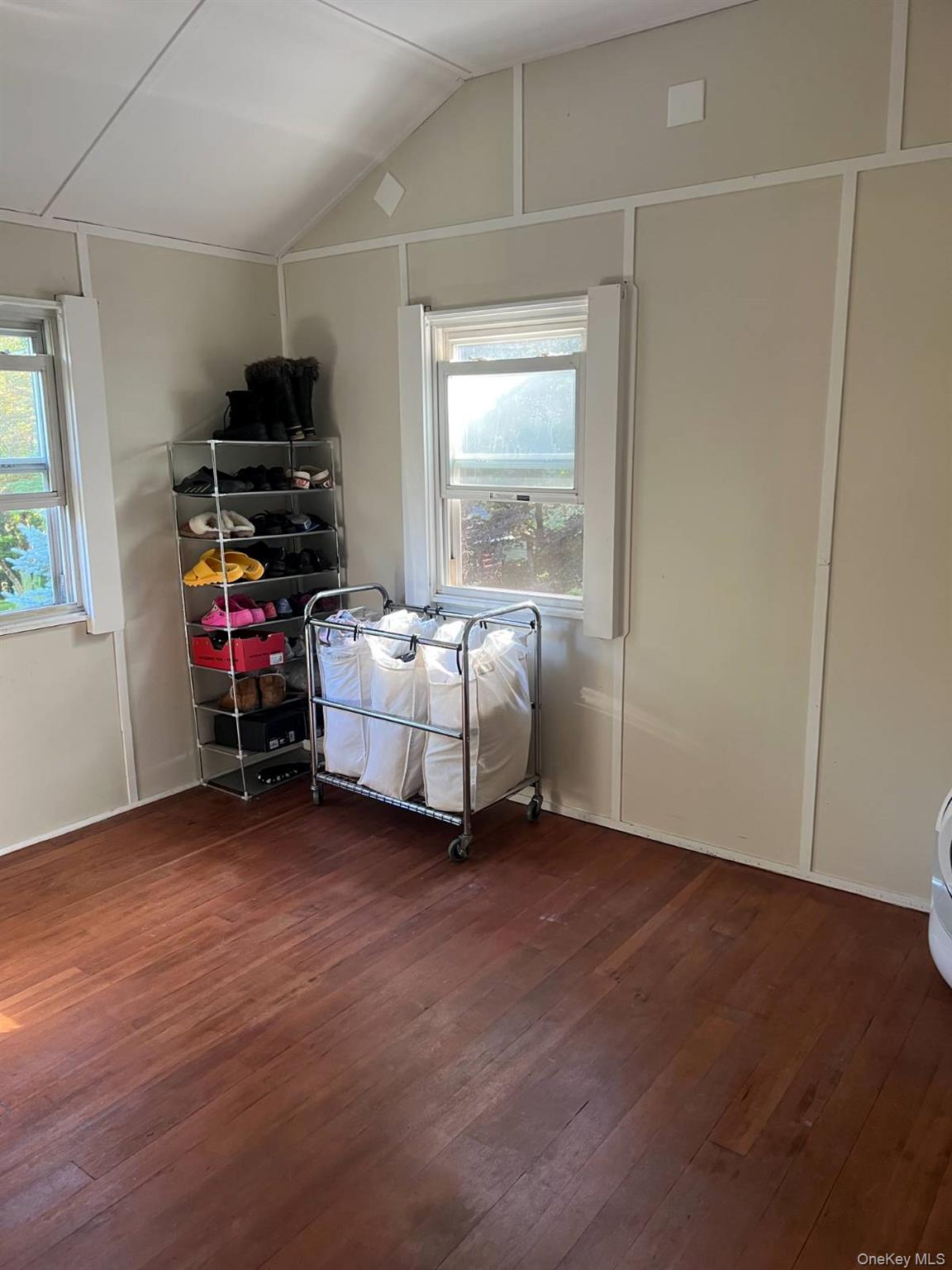 118 E Thompson Place – For Sale photo 18