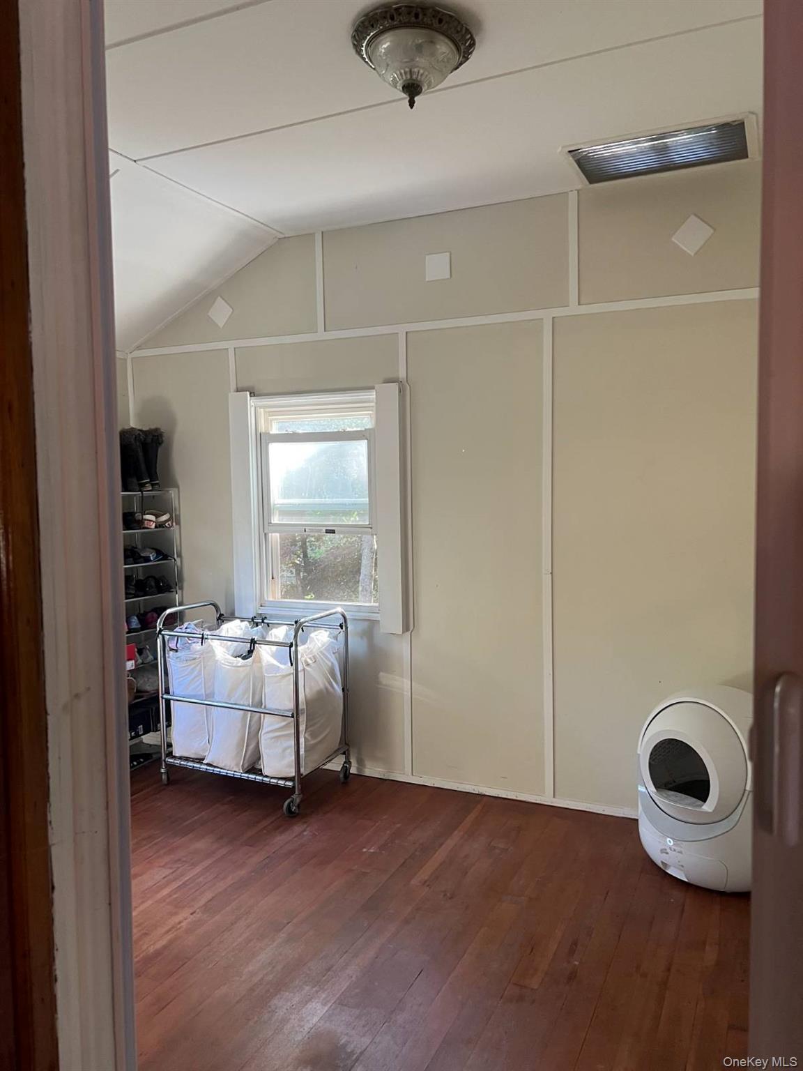118 E Thompson Place – For Sale photo 19
