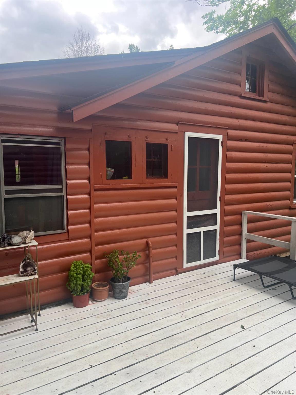 118 E Thompson Place – For Sale photo 5