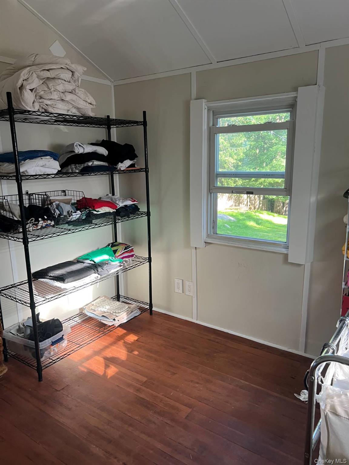 118 E Thompson Place – For Sale photo 20
