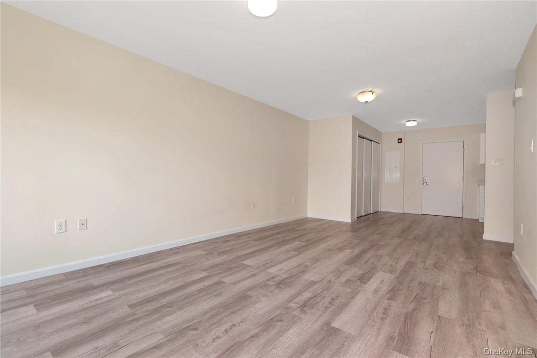 68 Lake Street, Unit 305 photo 12